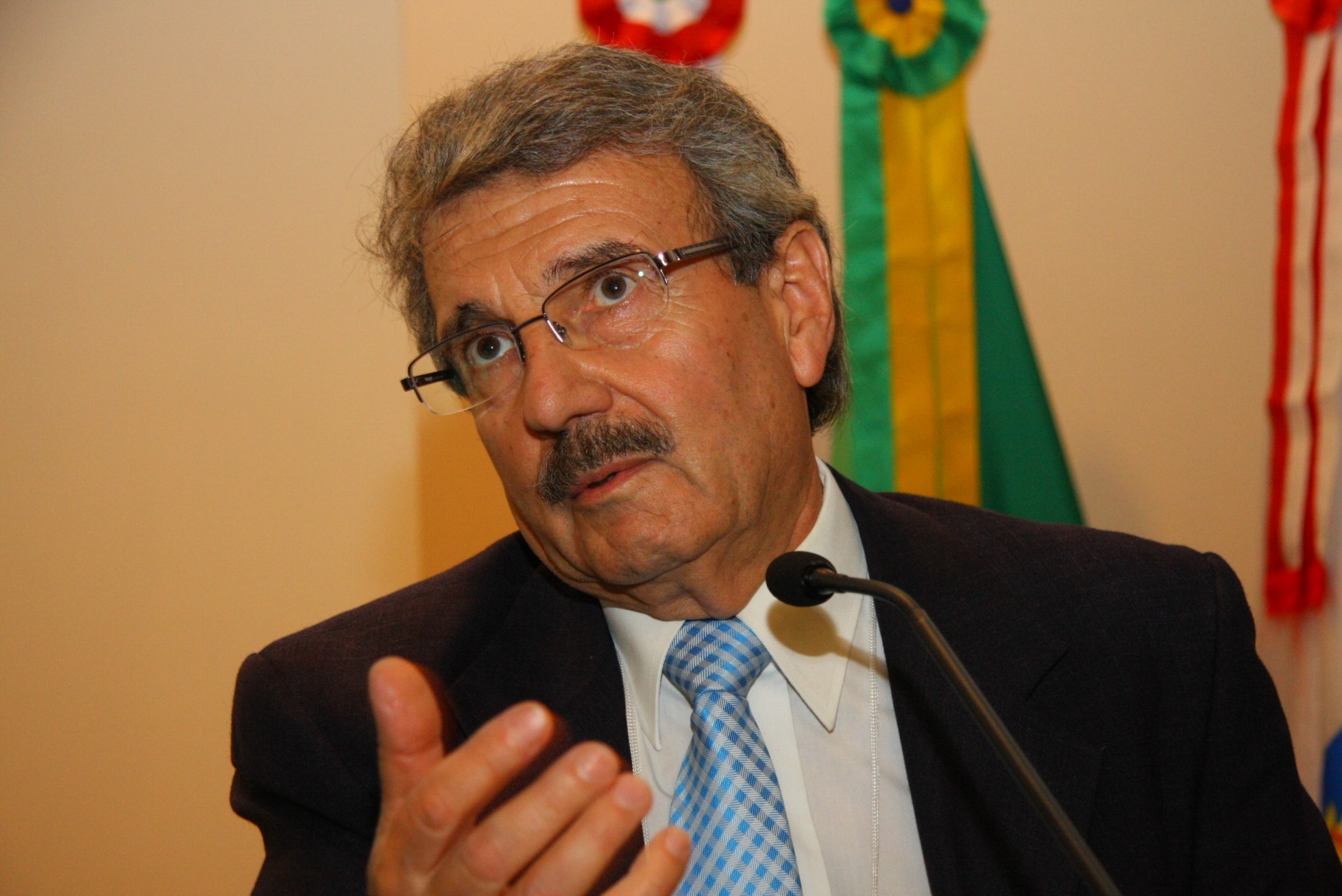 Jorge N. Santacruz