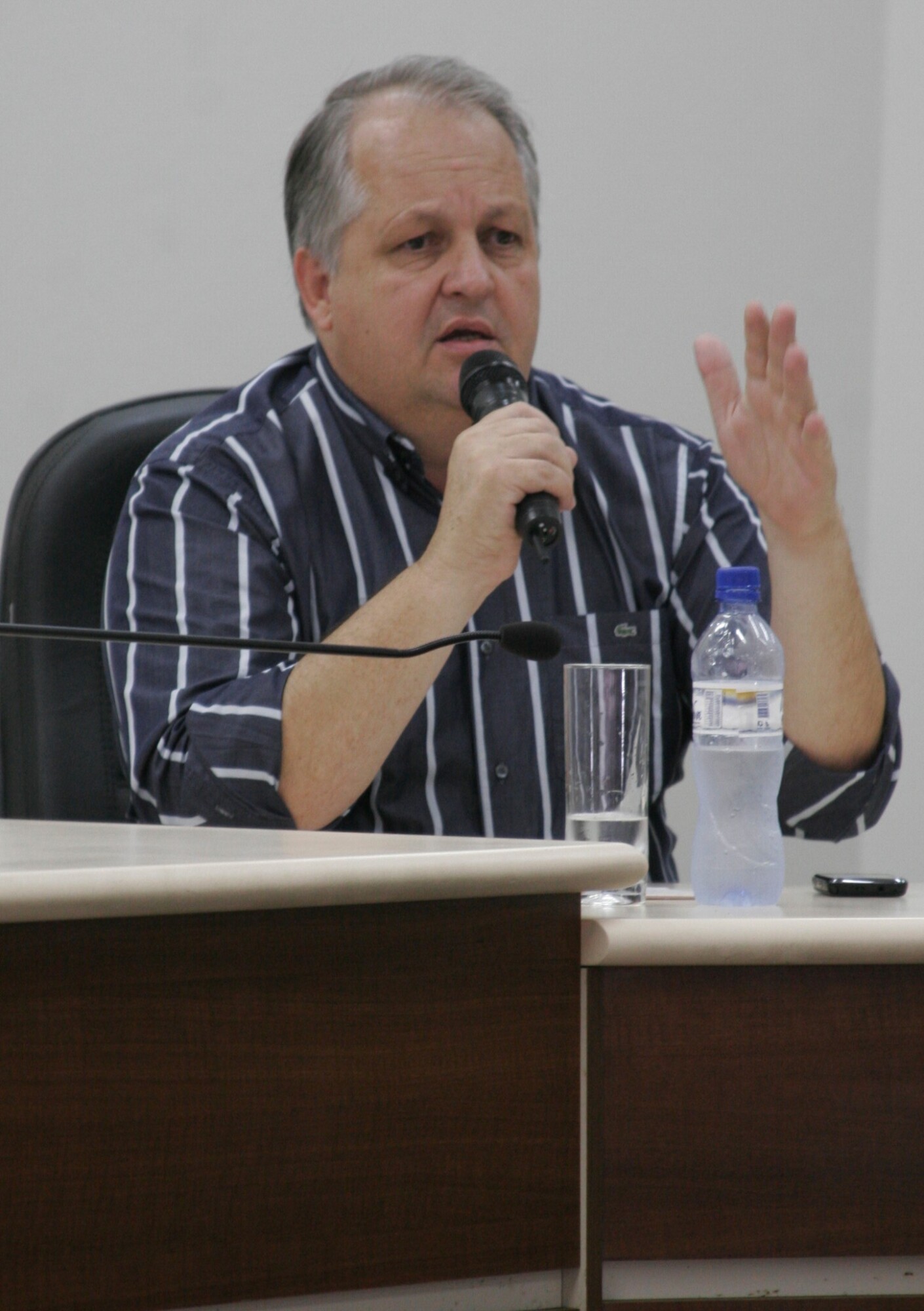 Audiência Pública referente ao Fórum Parlamentar para acompanhar e debater a Situação Econômica dos Hospitais Filantrópicos e Fundações Hospitalares de SC - Prefeito de Guaramirim - Nilson Bylaardt