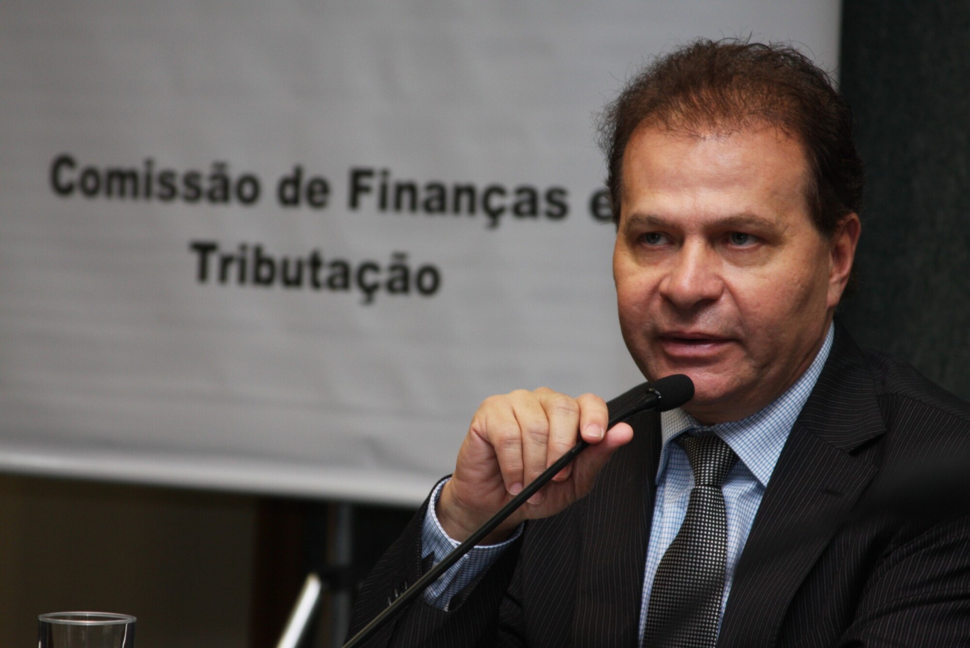 Deputado Gilmar Knaesel (PSDB) - Reunião da Comissão de Finanças