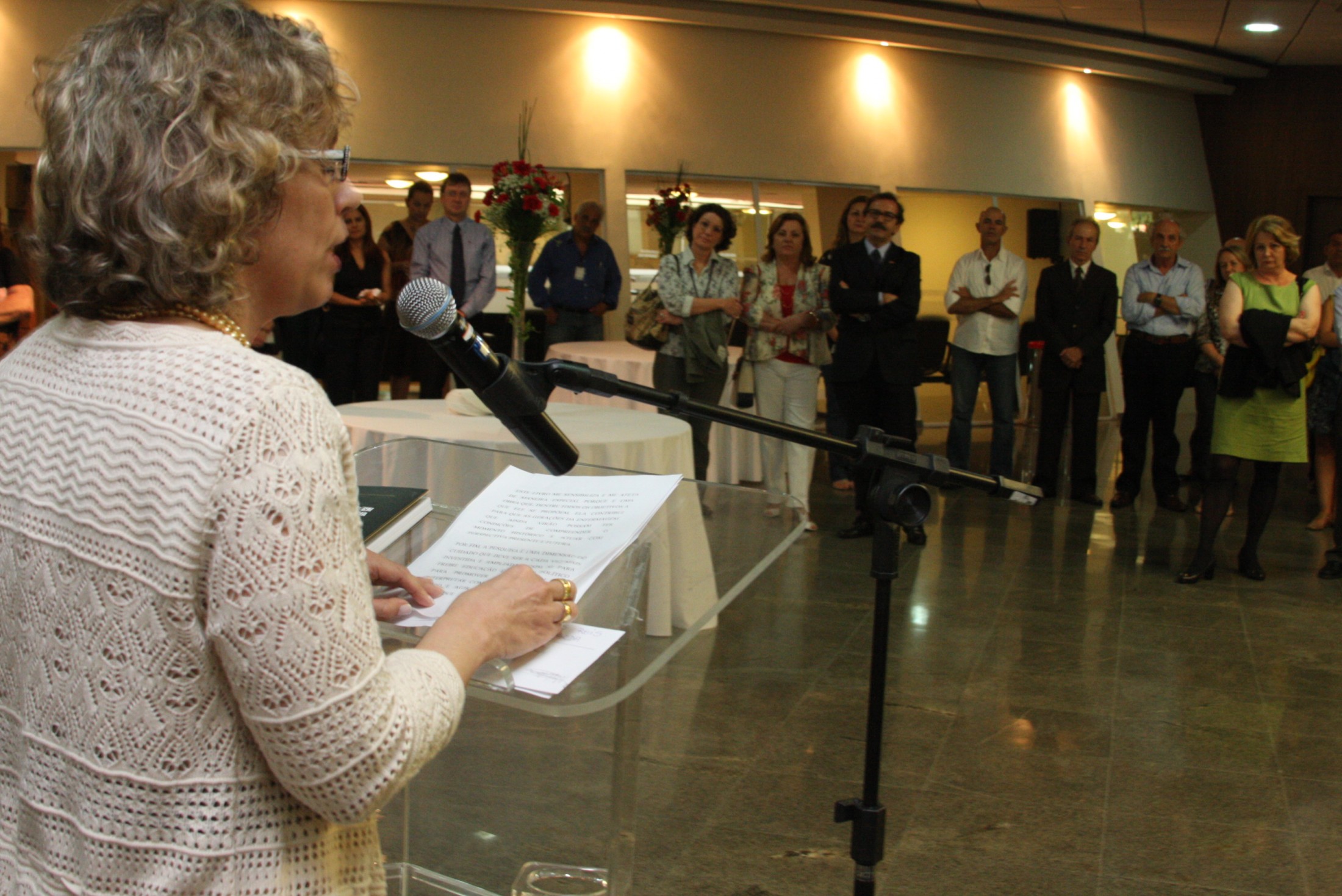 Lançamento do Livro Enfermagem em Santa Catarina - Recortes de uma história (1900-2011) - Autoria de Míriam S. Borenstein e Maria Itayra Padilha
