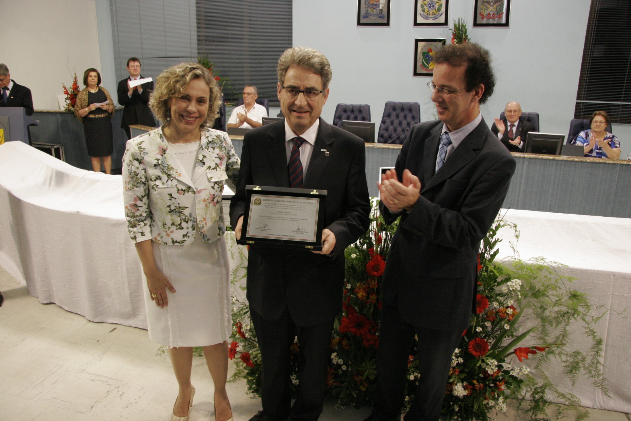 Sessão Solene em homenagem à Associação dos Engenheiros e Arquitetos do Médio Vale do Itajaí  - Blumenau
