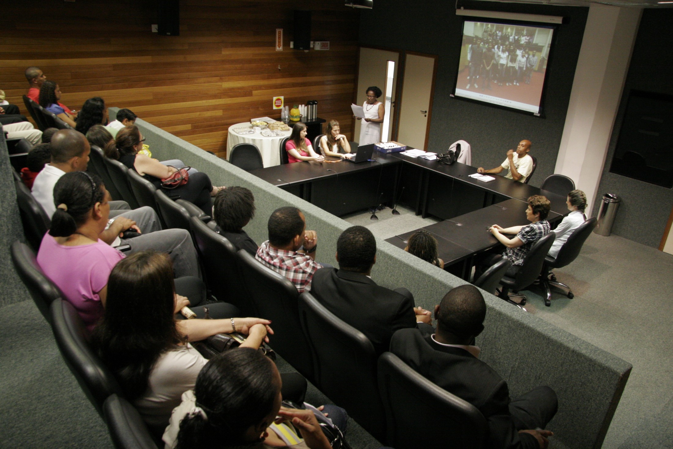 Reunião do PAB com os pais dos estagiários