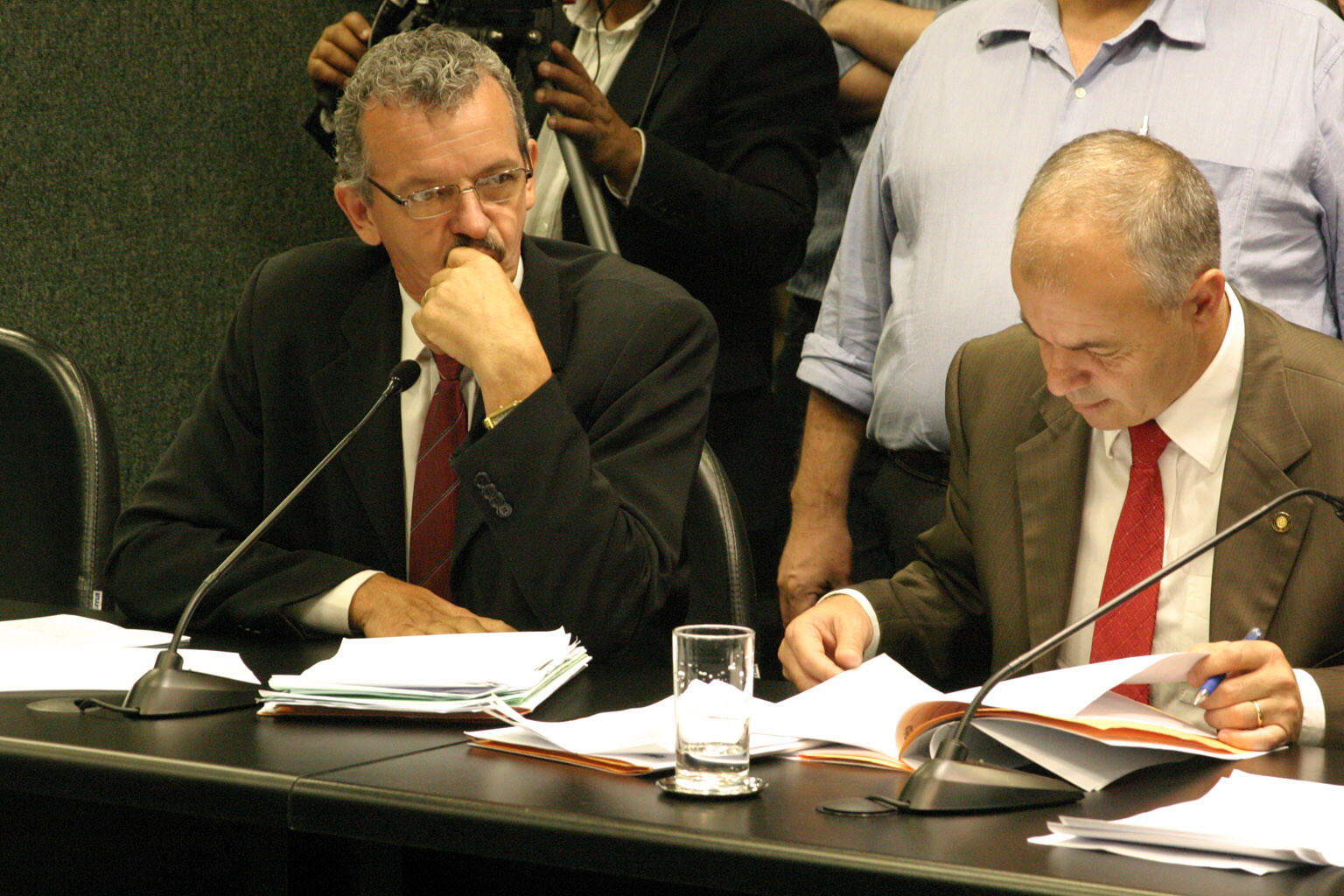 Parecer de  Dresch contra novo vale-alimentação do TCE é aprovado na CCJ
