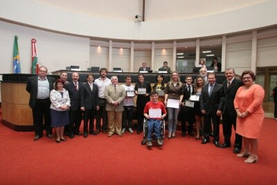 Legislativo homenageia atletas participantes dos Jogos Pan e Parapan-Americanos 2011