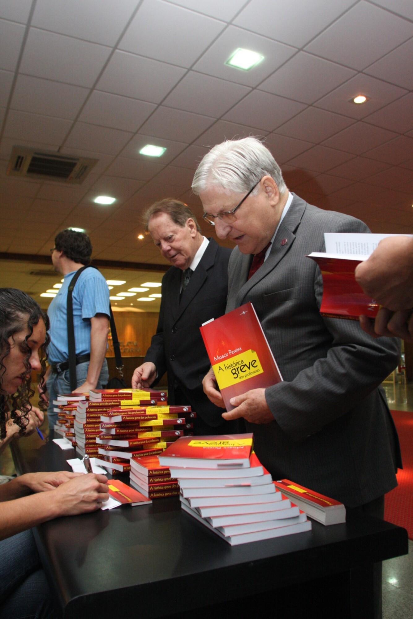 Lançamento Literário 