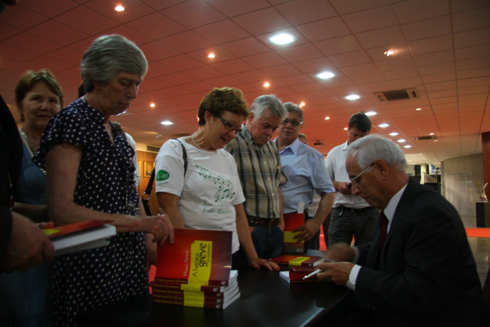 Lançamento Literário 