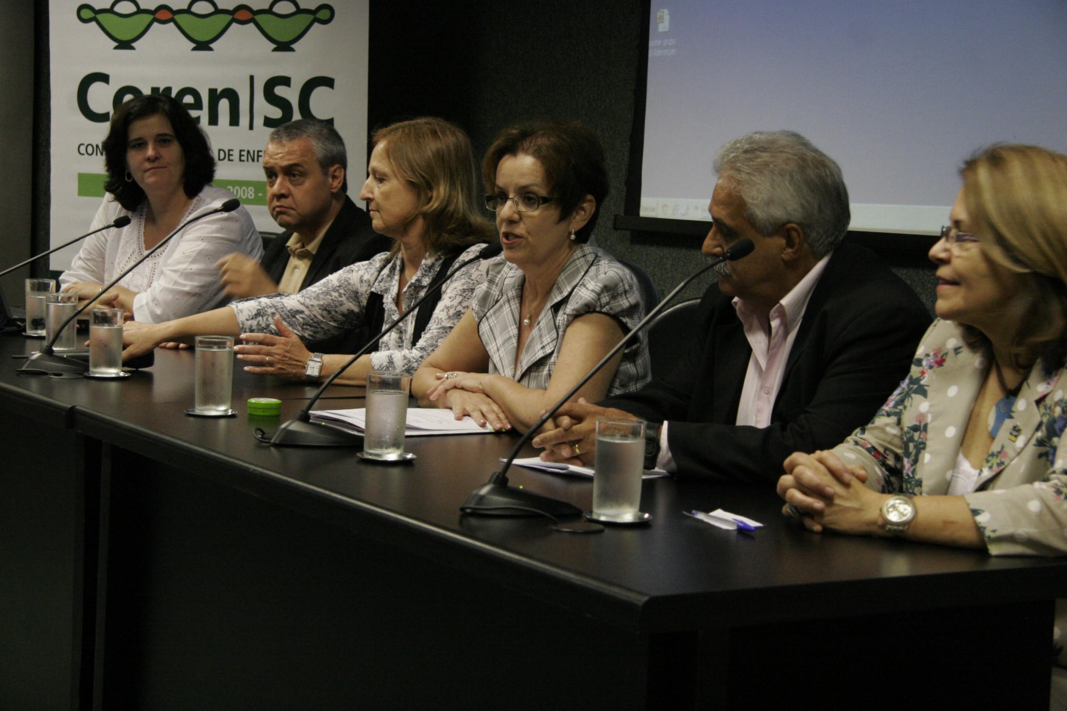 Curso de Formação Política para Lideranças em Saúde e Enfermagem