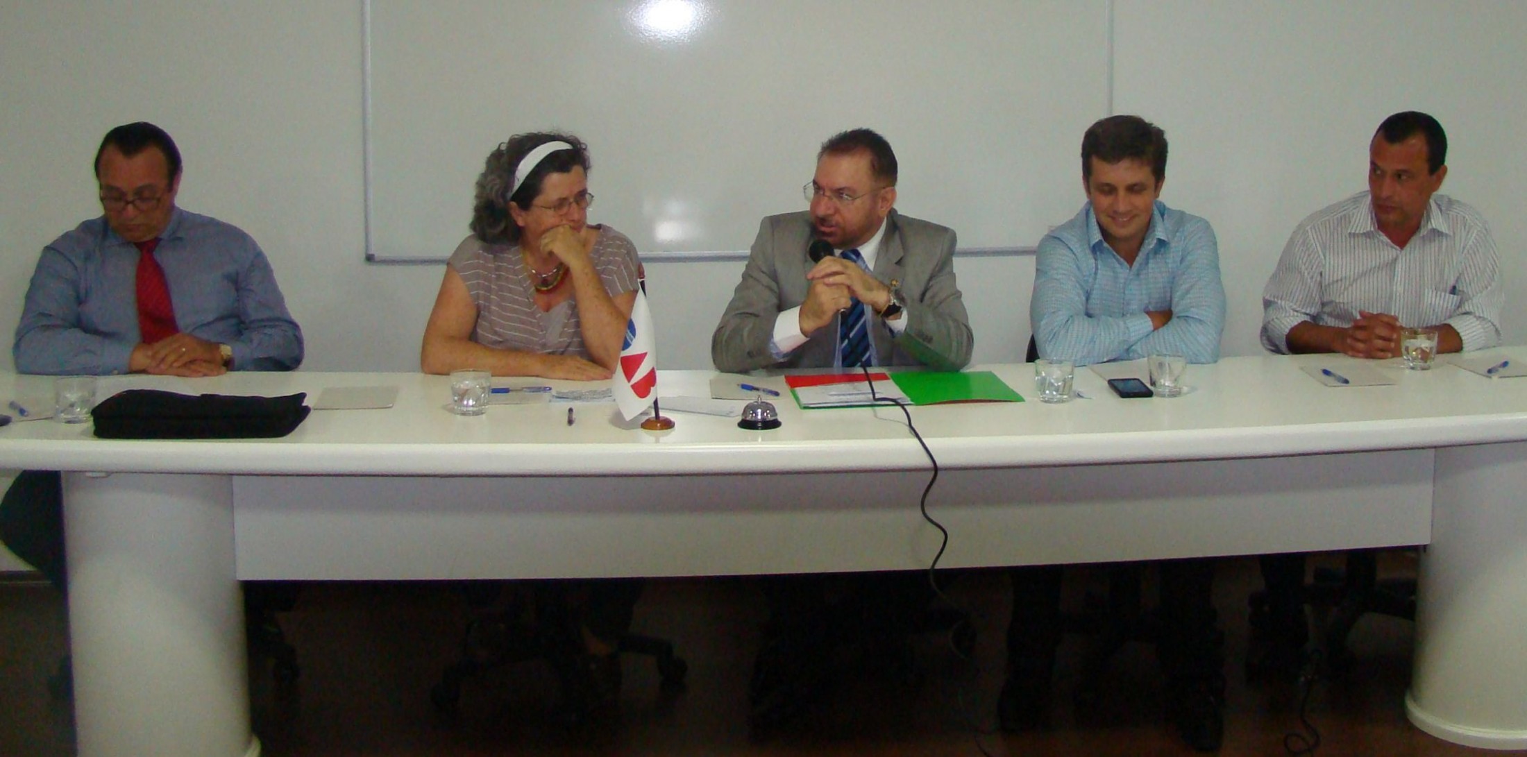 Reunião aprova o plano emergencial para reabertura do Hospital Santa Inês