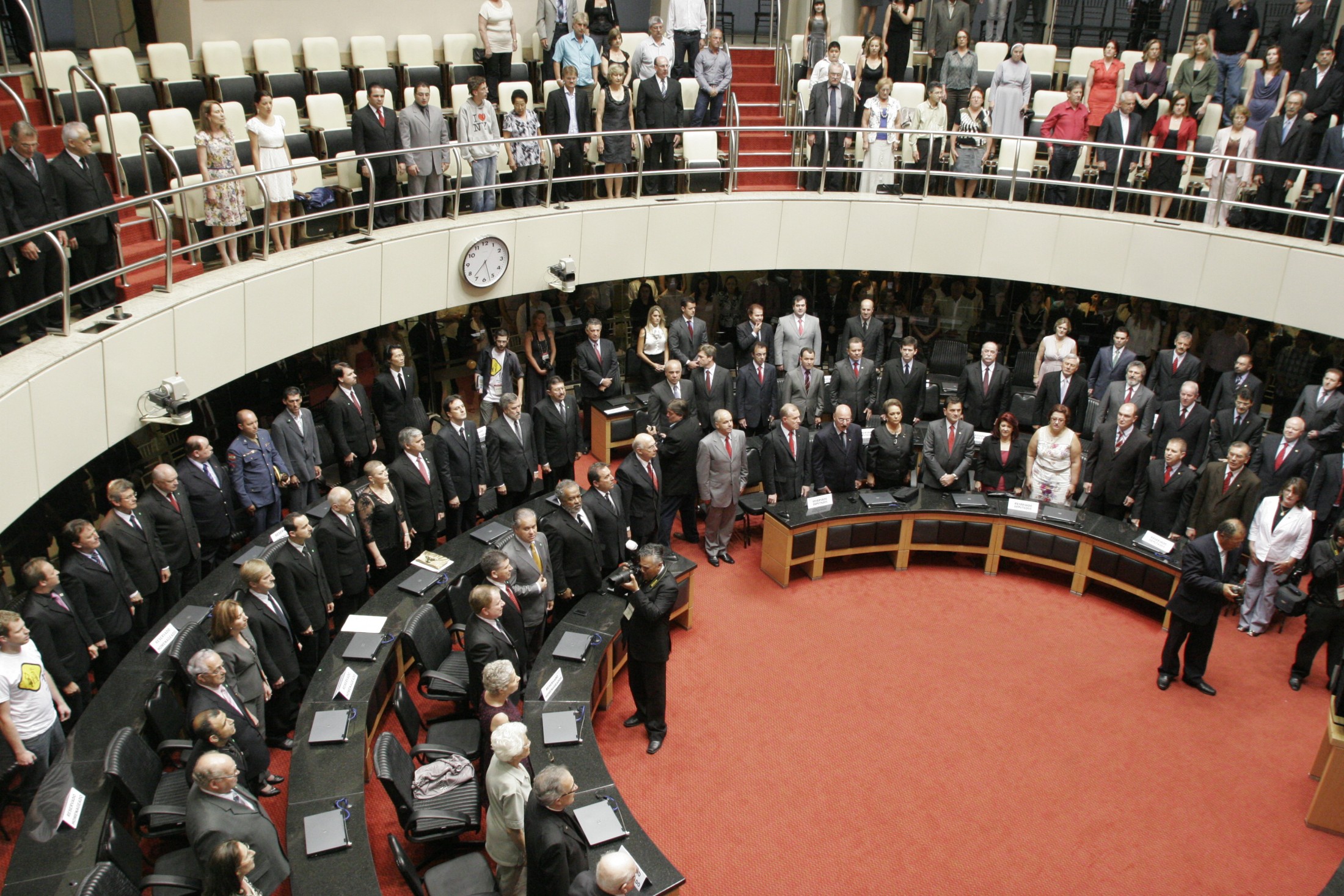 Sessão Solene de Outorga de Medalhas