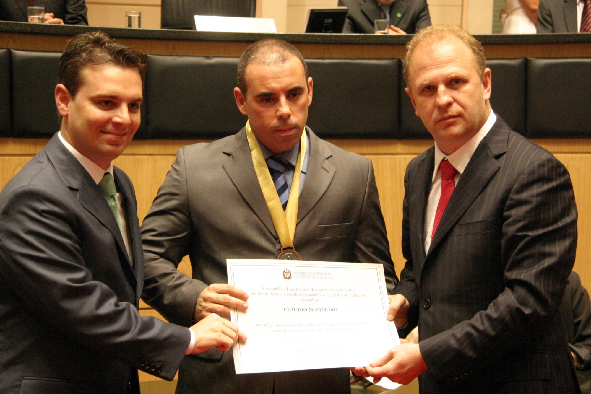 Sessão Solene de Outorga da Medalha 