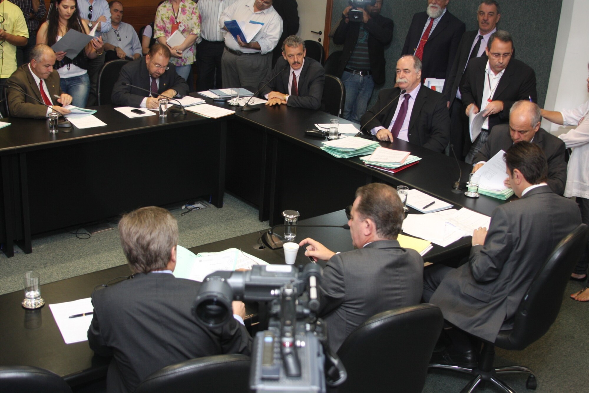 CCJ aprova projetos voltados aos servidores militares e à preservação da memória de mortos e desapar