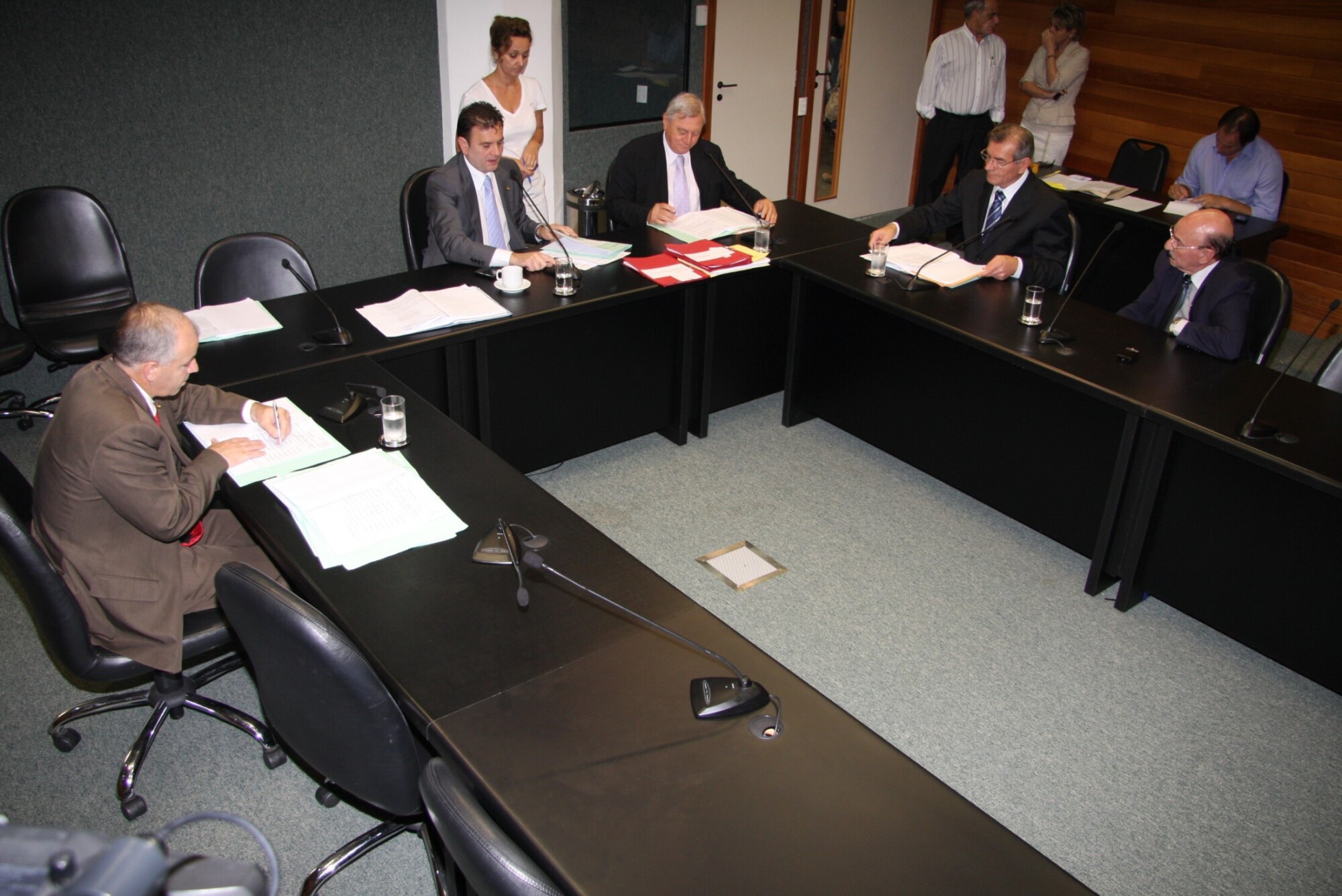 Comissão de Trabalho aprova aumento do auxílio-alimentação do funcionalismo público