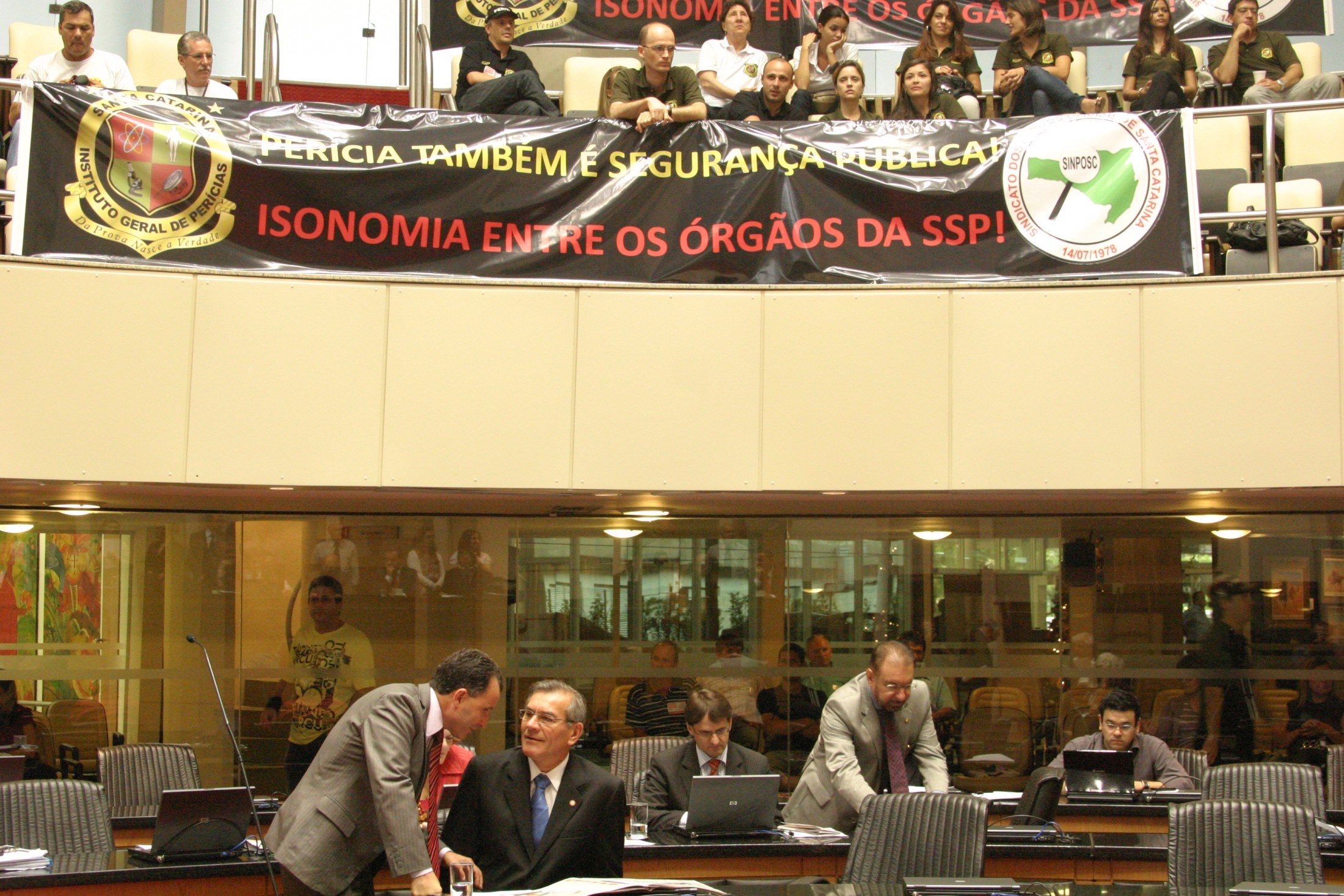 Reunião conjunta das comissões de Justiça
