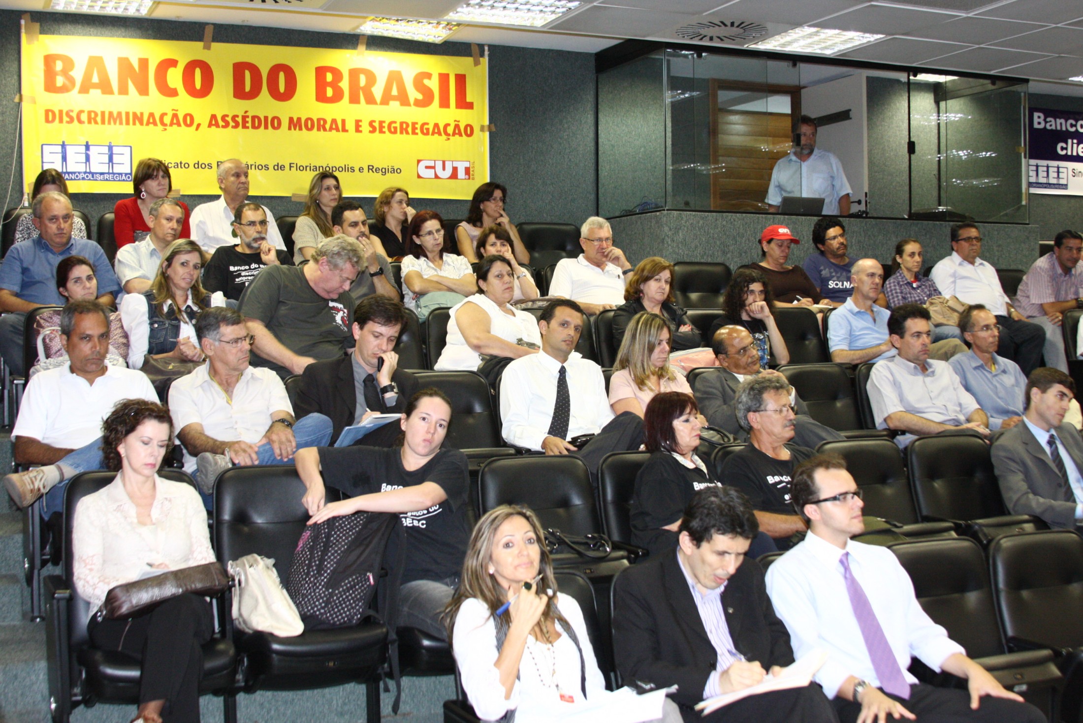Audiência Pública sobre a Situação dos trabalhadores do Besc e Banco do Brasil