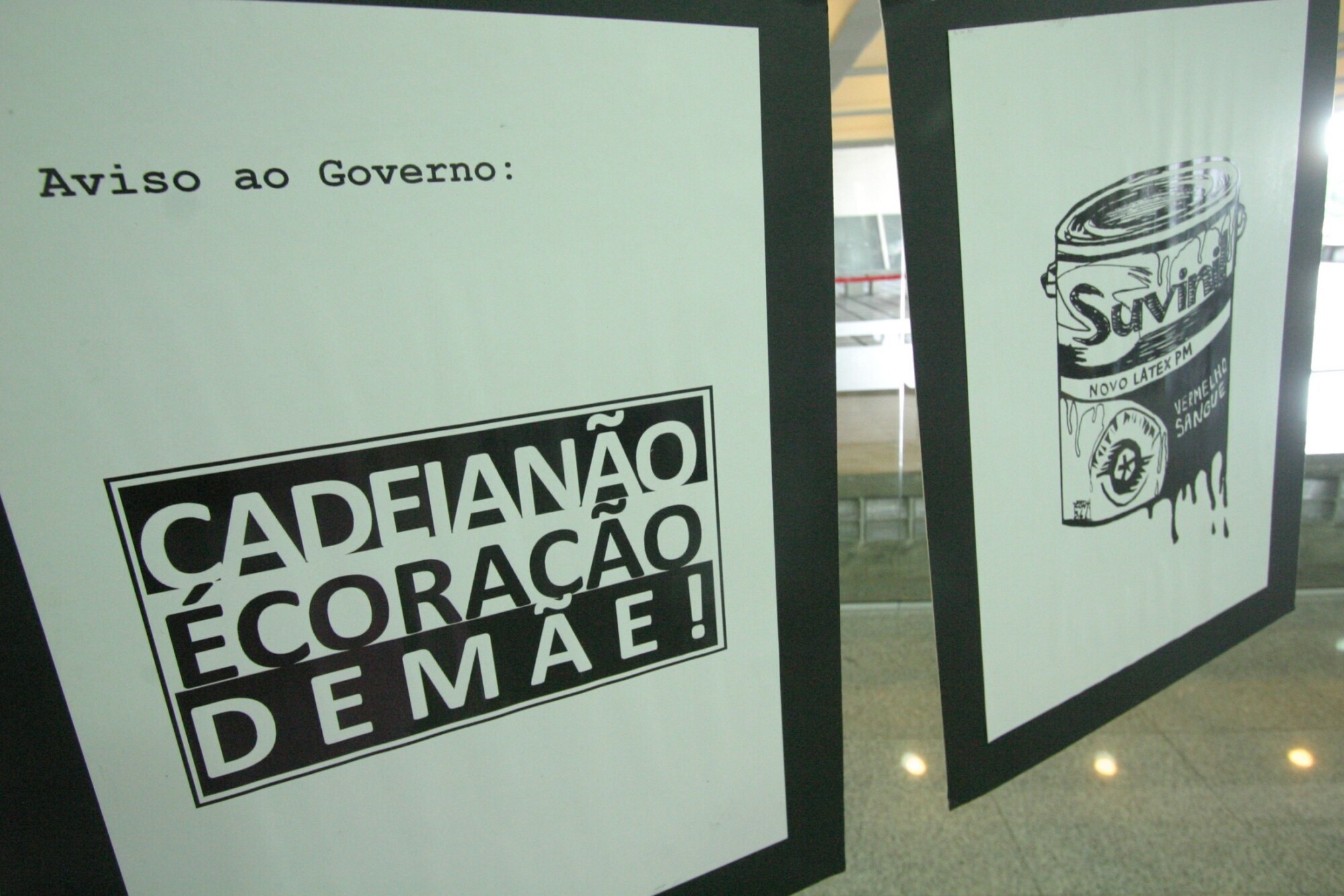 Lançamento do Livro Pucas Palavras
