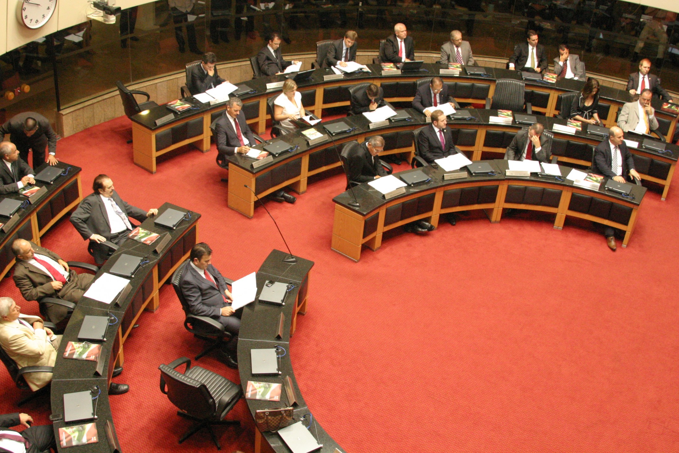 Sessão Especial de abertura dos trabalhos da 2ª Sessão Legislativa da 17ª Legislatura e Leitura da Mensagem Anual do Excelentíssimo Senhor Governador do Estado