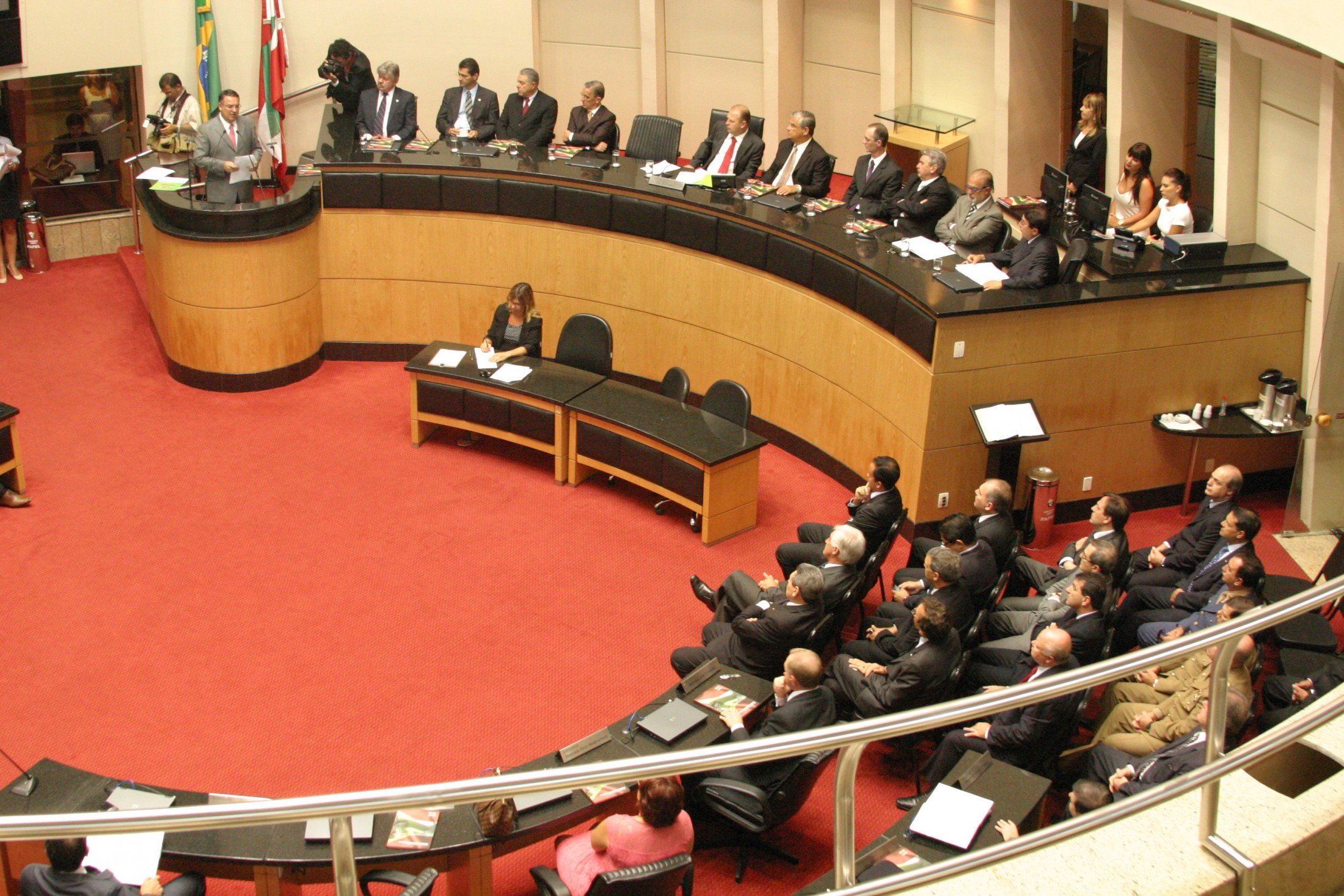 Sessão Especial de abertura dos trabalhos da 2ª Sessão Legislativa da 17ª Legislatura e Leitura da Mensagem Anual do Excelentíssimo Senhor Governador do Estado
