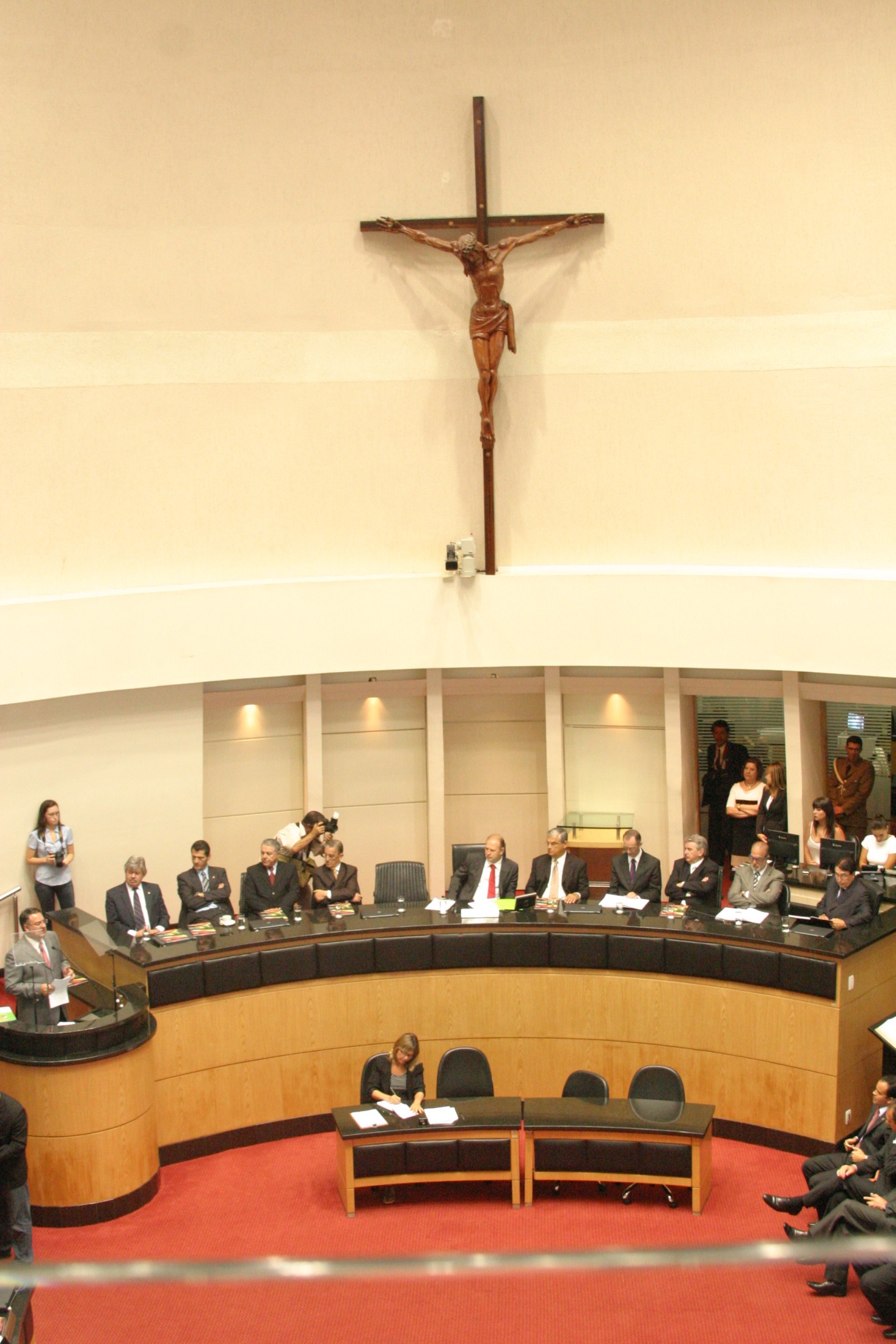 Sessão Especial de abertura dos trabalhos da 2ª Sessão Legislativa da 17ª Legislatura e Leitura da Mensagem Anual do Excelentíssimo Senhor Governador do Estado
