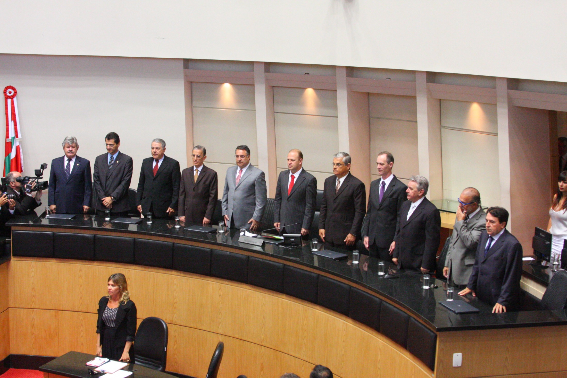 Sessão Especial de abertura dos trabalhos da 2ª Sessão Legislativa da 17ª Legislatura e Leitura da Mensagem Anual do Excelentíssimo Senhor Governador do Estado
