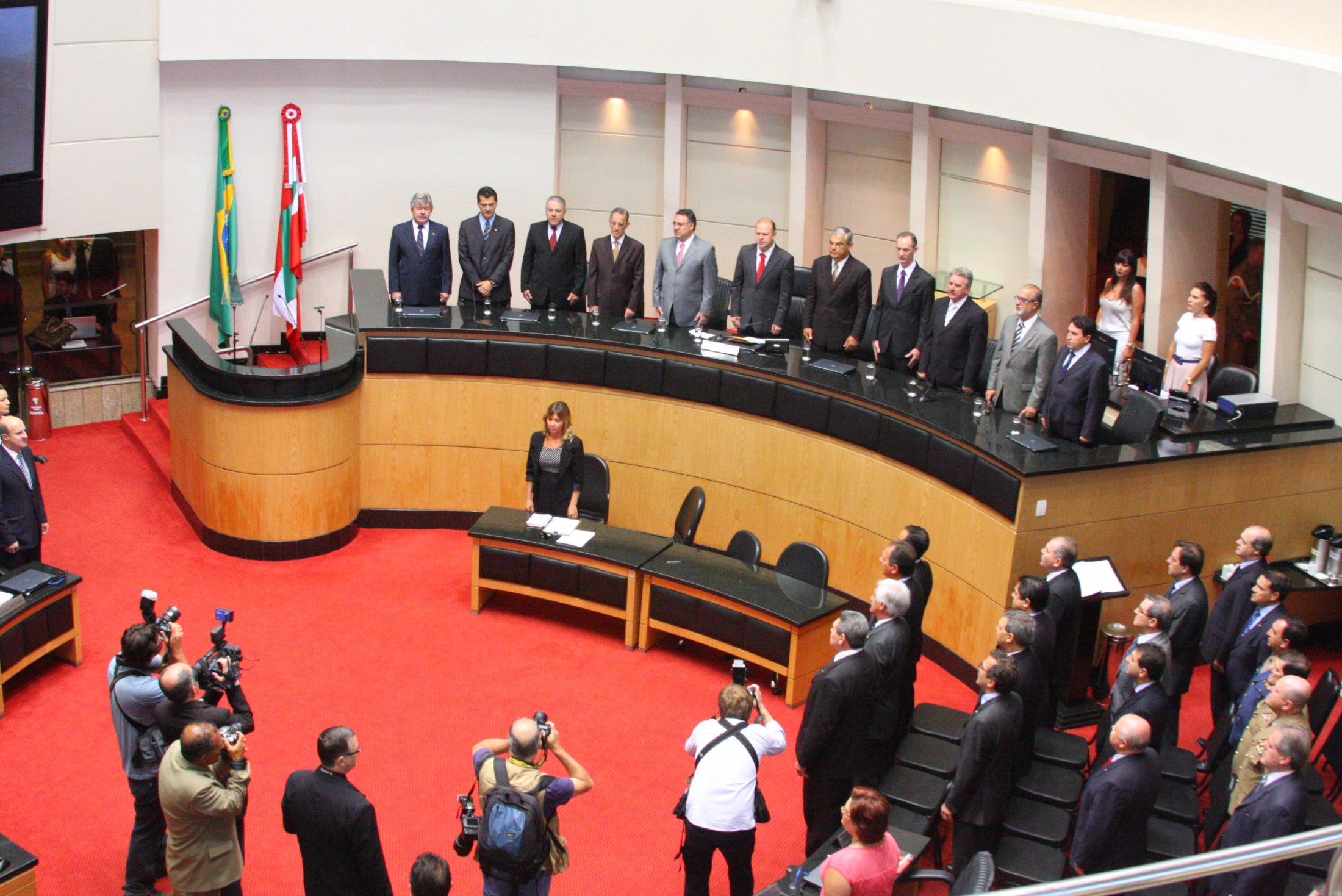 Sessão Especial de abertura dos trabalhos da 2ª Sessão Legislativa da 17ª Legislatura e Leitura da Mensagem Anual do Excelentíssimo Senhor Governador do Estado
