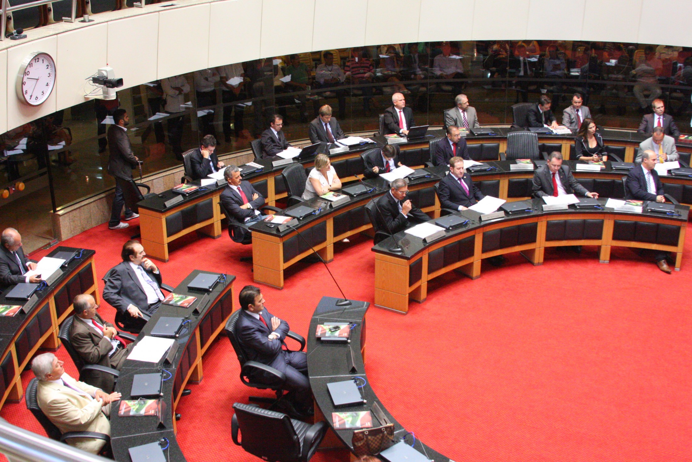Sessão Especial de abertura dos trabalhos da 2ª Sessão Legislativa da 17ª Legislatura e Leitura da Mensagem Anual do Excelentíssimo Senhor Governador do Estado