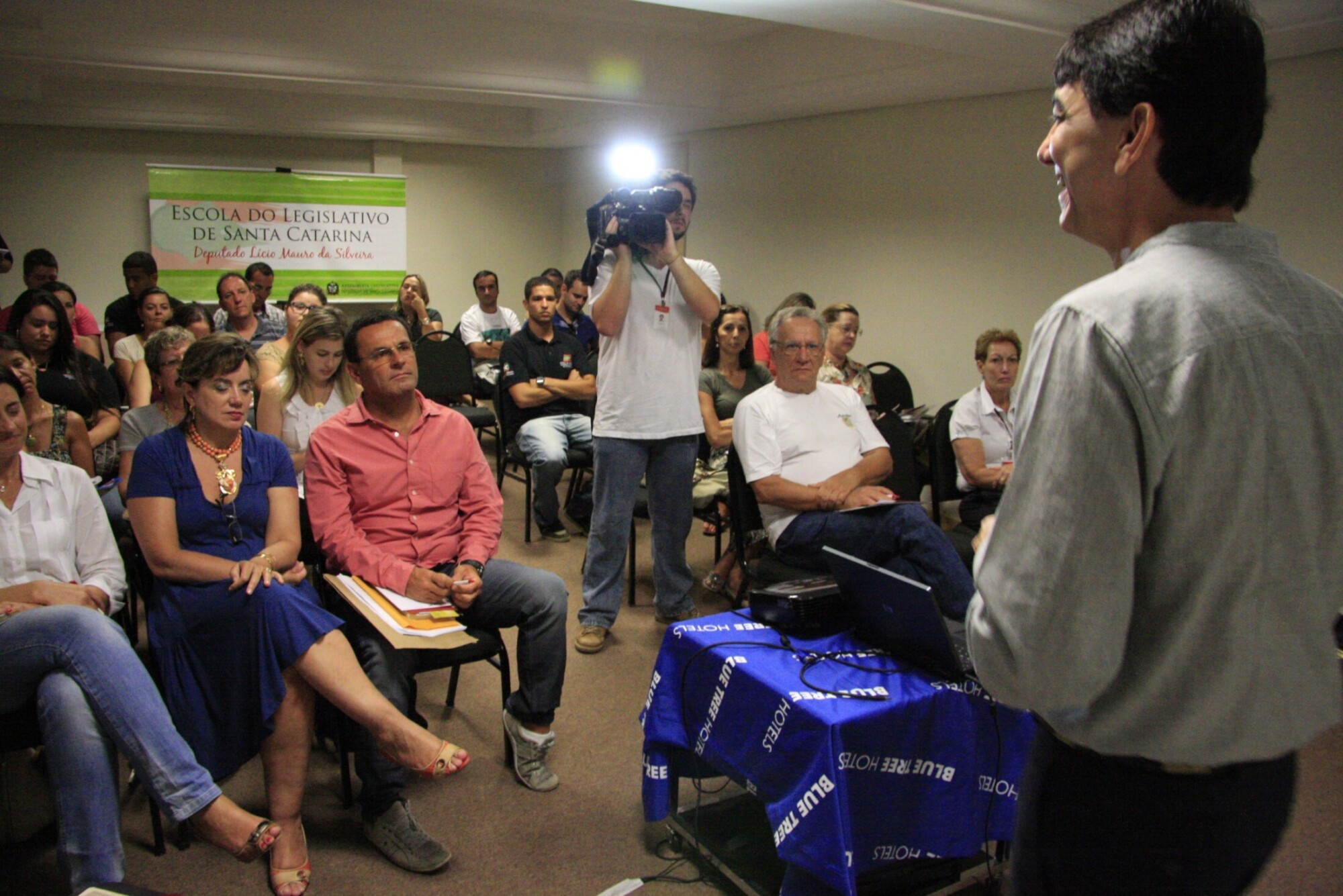 Palestra abre Oficina de Planejamento Participativo da Escola do Legislativo