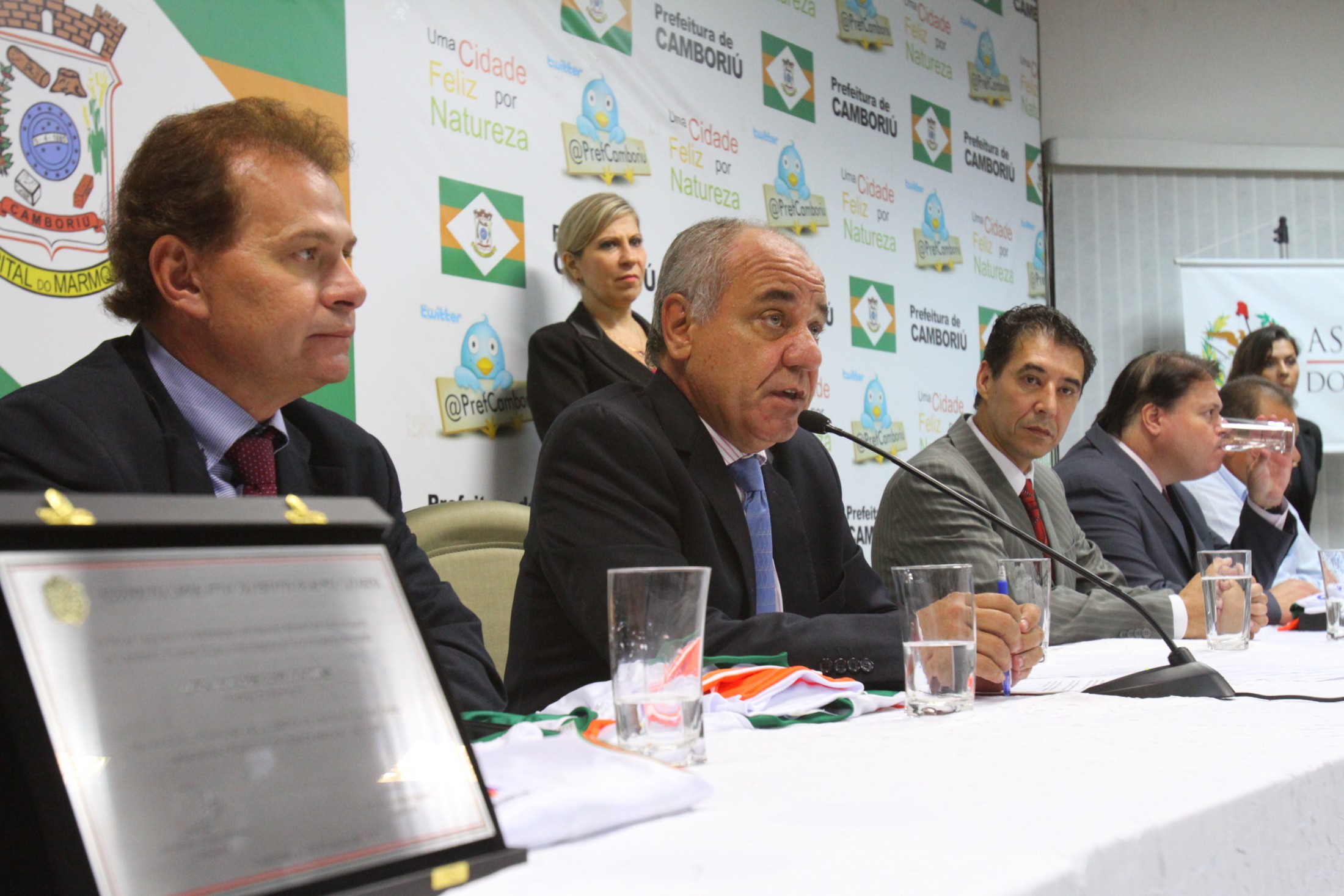 Sessão Solene em homenagem ao Camboriú Futebol Clube pela inédita conquista do Campeonato Catarinense da Divisão Especial 2011