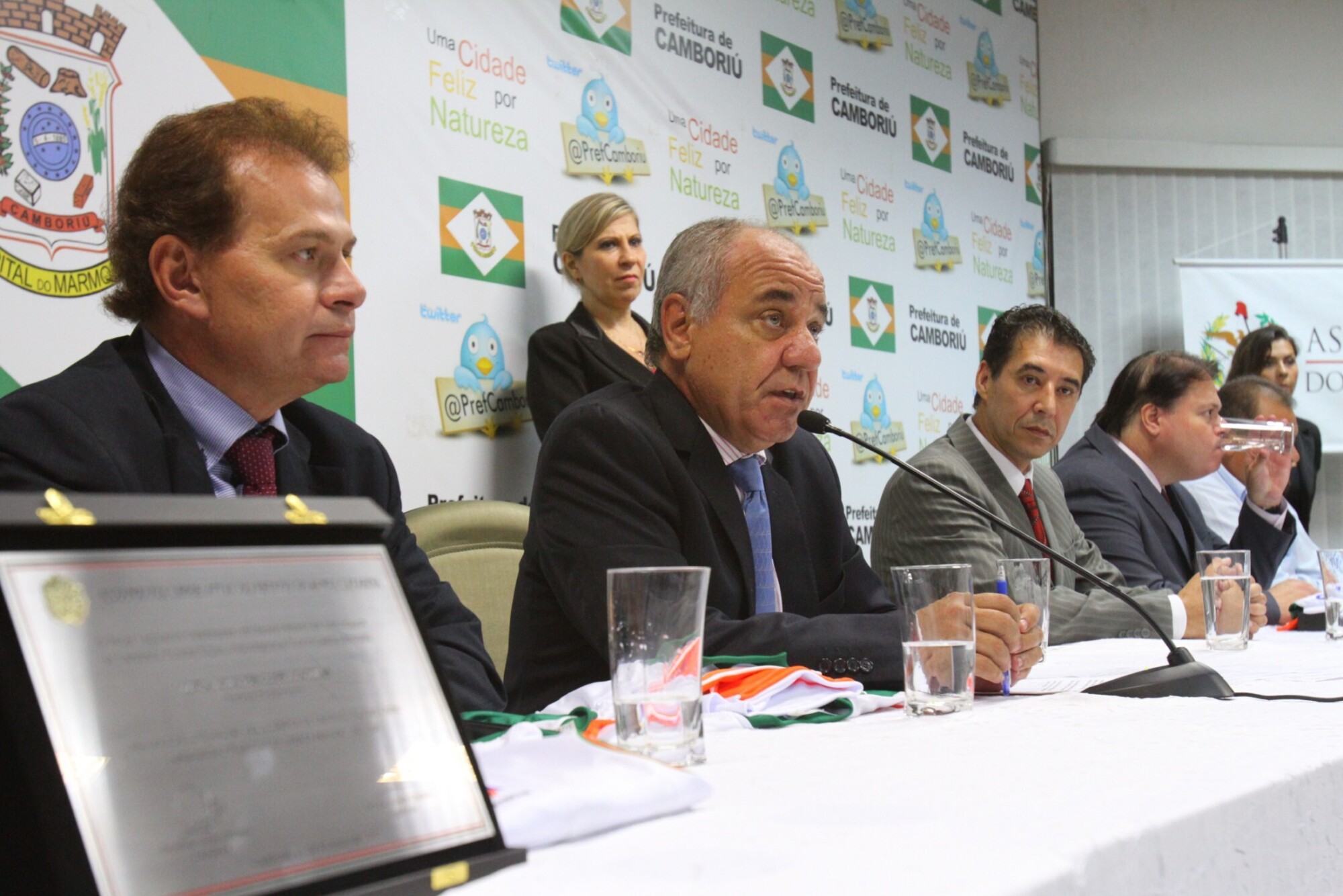 Sessão Solene em homenagem ao Camboriú Futebol Clube pela inédita conquista do Campeonato Catarinense da Divisão Especial 2011