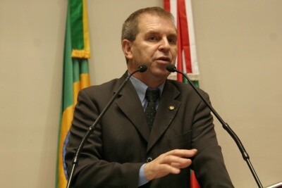 Eskudlark defende ampliação do Aeroporto de São Miguel do Oeste