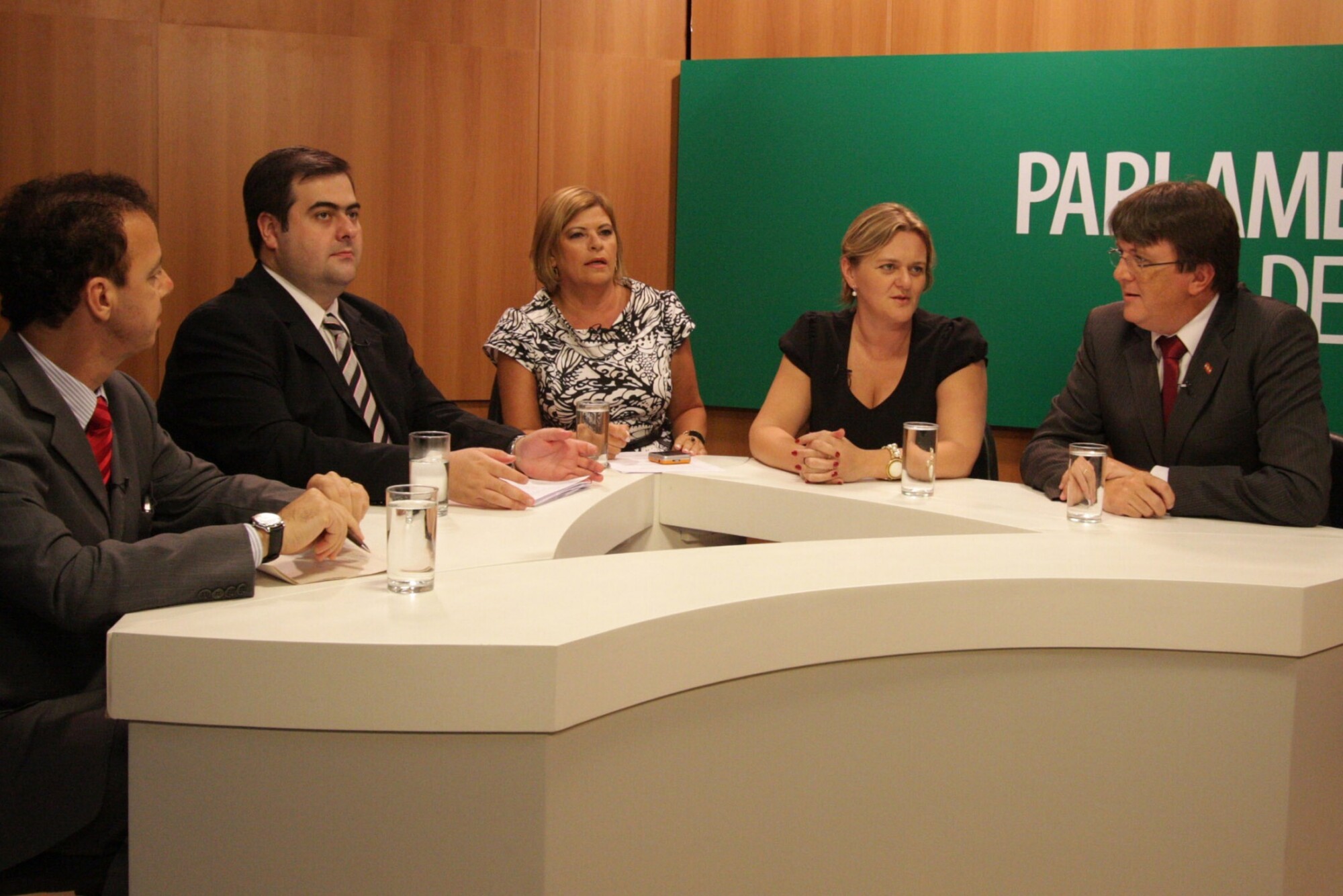 Deschamps detalha investimentos no ensino integral