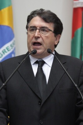 Antonio Aguiar pede reativação de ferrovia