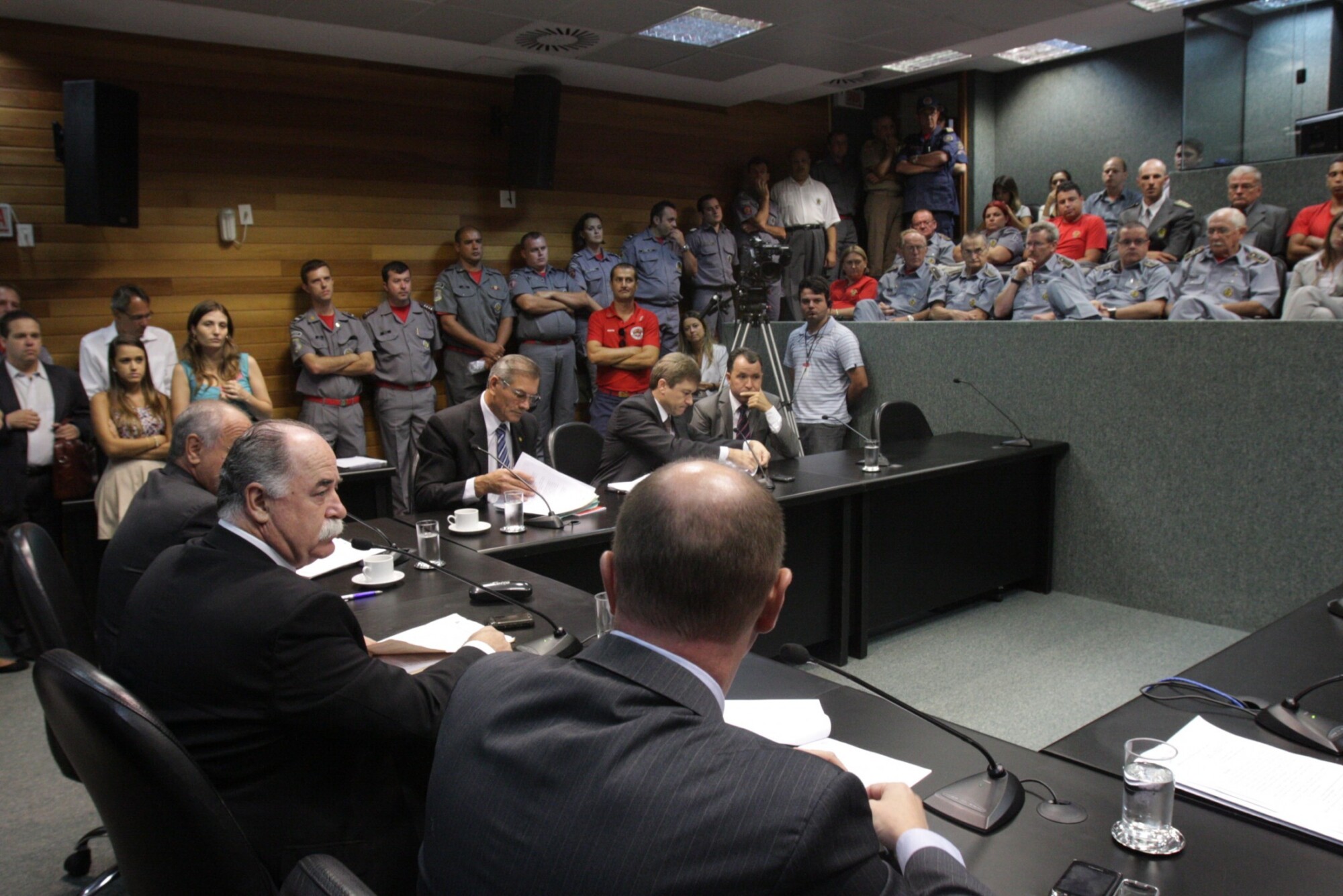 Comissão de Constituição e Justiça