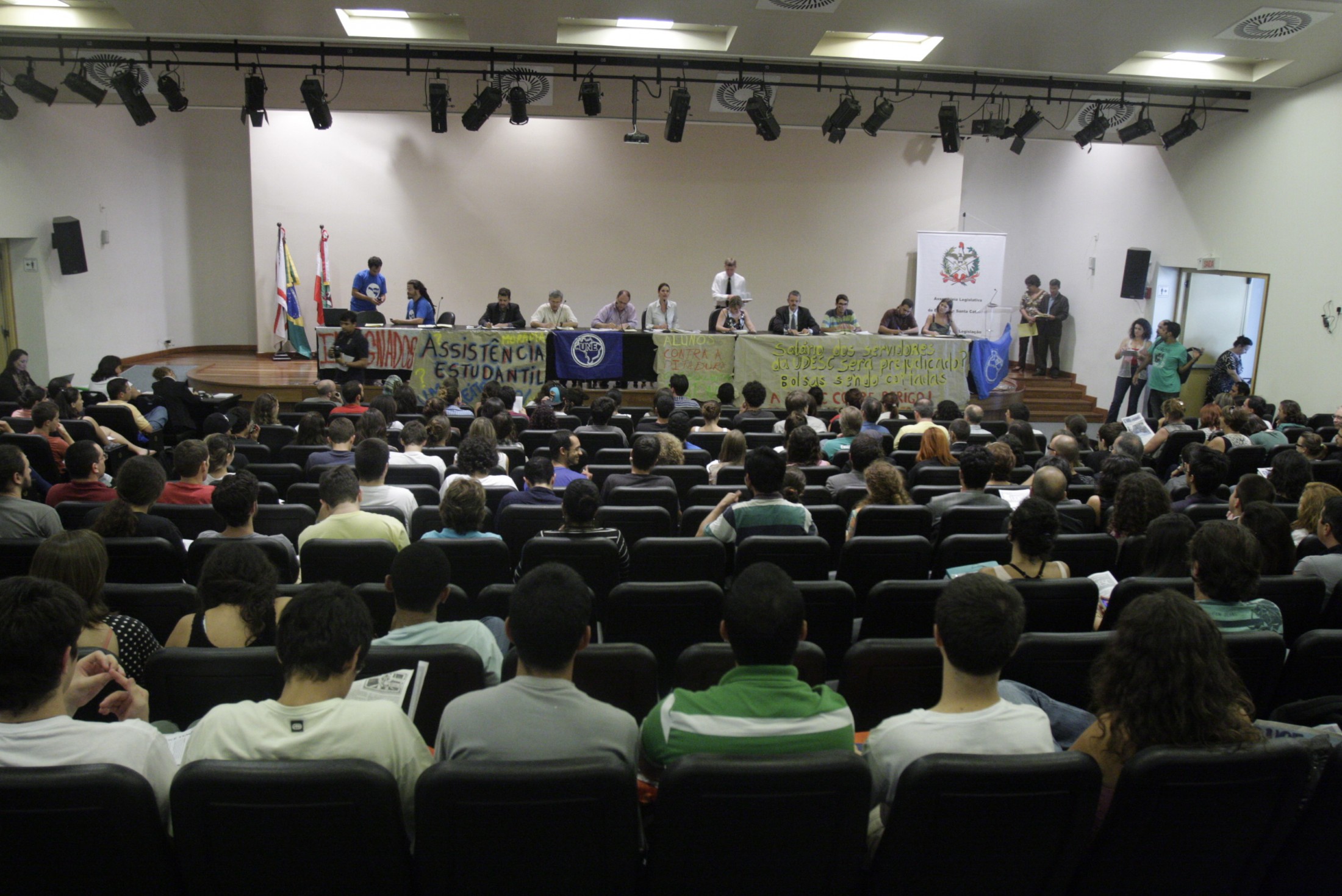 Audiência pública ?Enquadramento da Udesc na Lei 15.695/2011?