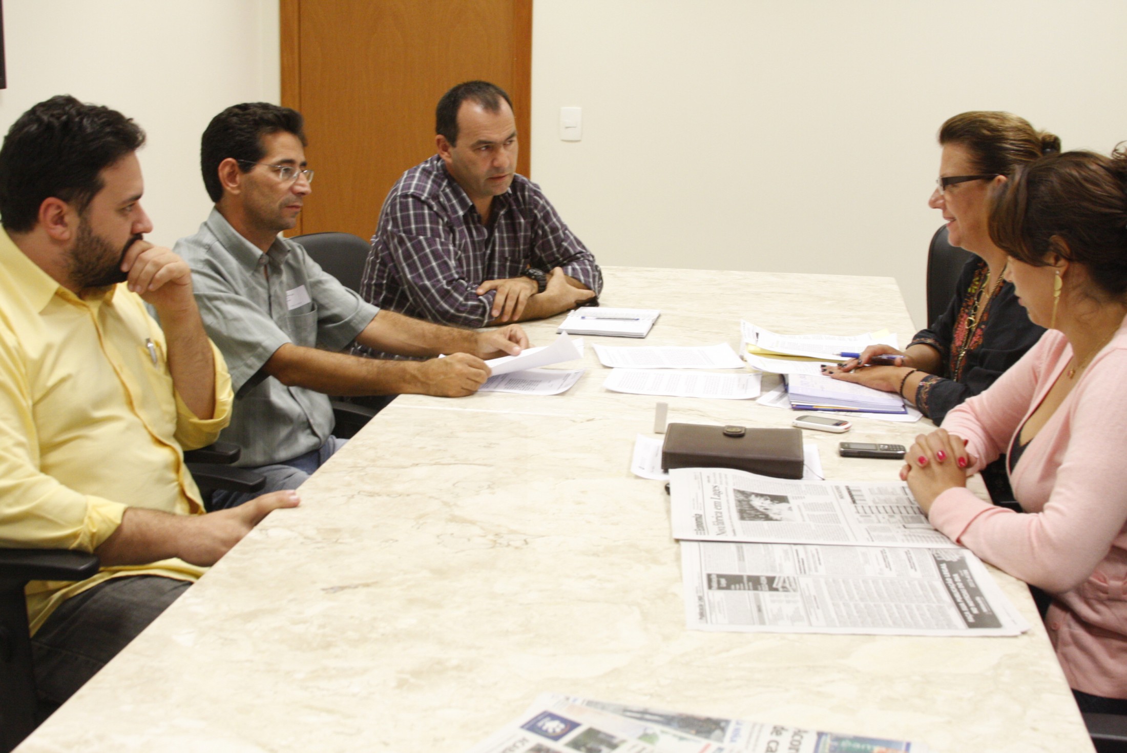 Vereador Justino Pereira da Luz de Jaraguá do Sul visita o gabinete do deputado Volnei Morastoni para tratar da não privatização do Samu