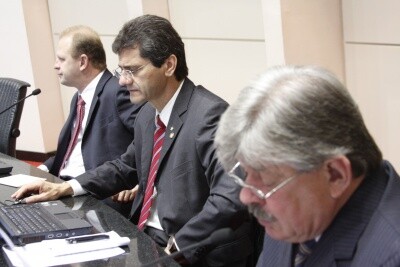Parlamentares preocupados com a equiparação da alíquota de ICMS para importações