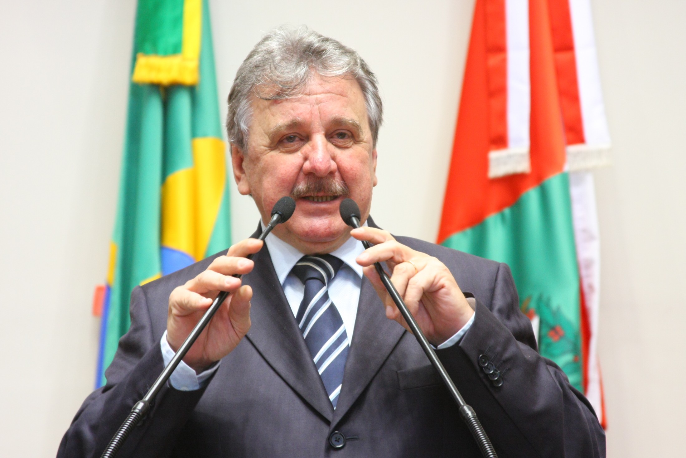Moacir Sopelsa (PMDB)
