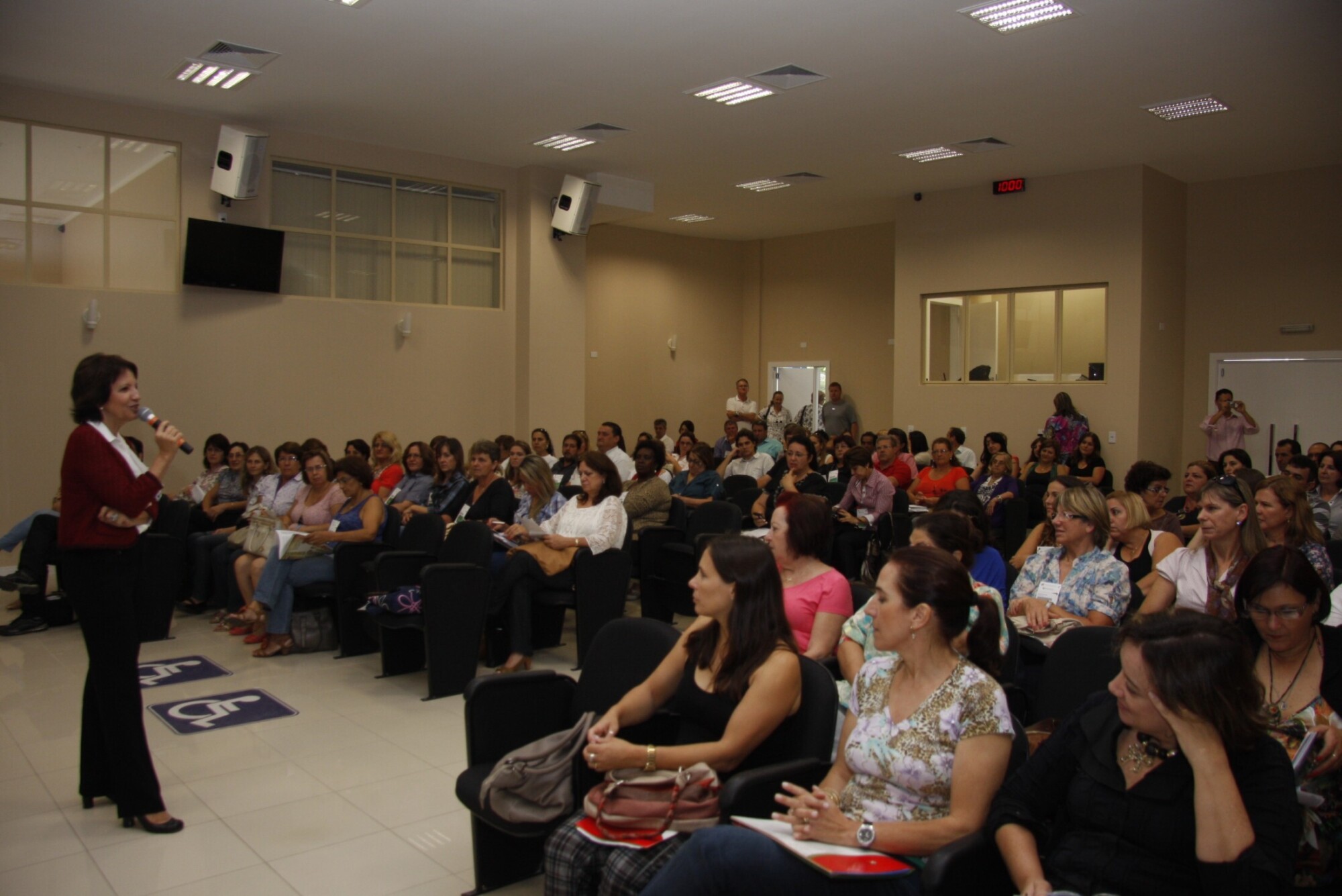 Encontro de Mulheres Parlamentares em Itapema