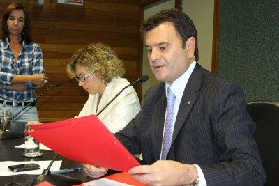 Comissão de Trabalho aprova audiência pública sobre telefonia móvel em Blumenau