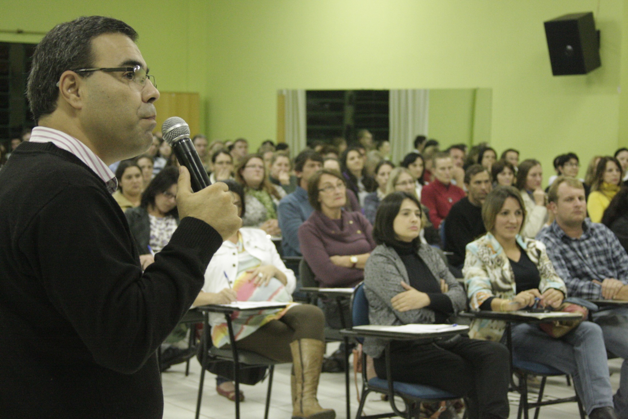 Escola do Legislativo em Pinhalzinho.