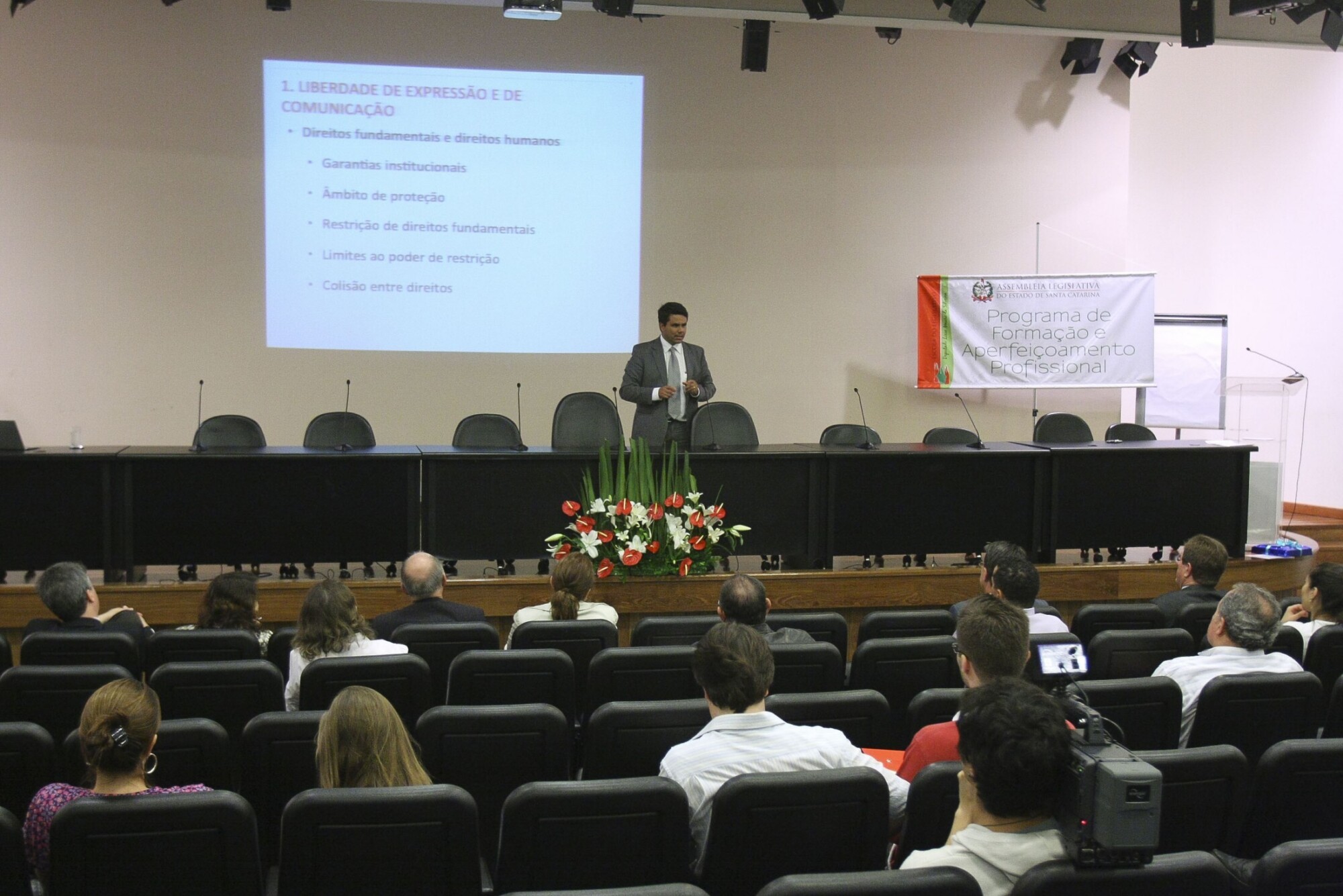 Escola do Legislativo – Curso de Formação