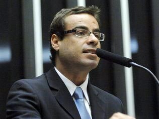 Anúncio do novo ministro do trabalho repercute no Parlamento