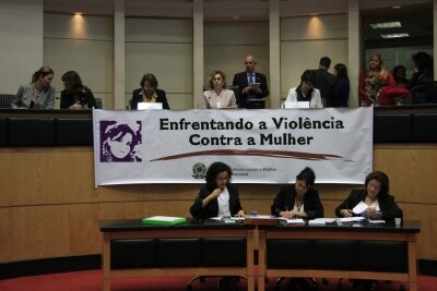 Encontros Regionais debatem violência contra a mulher