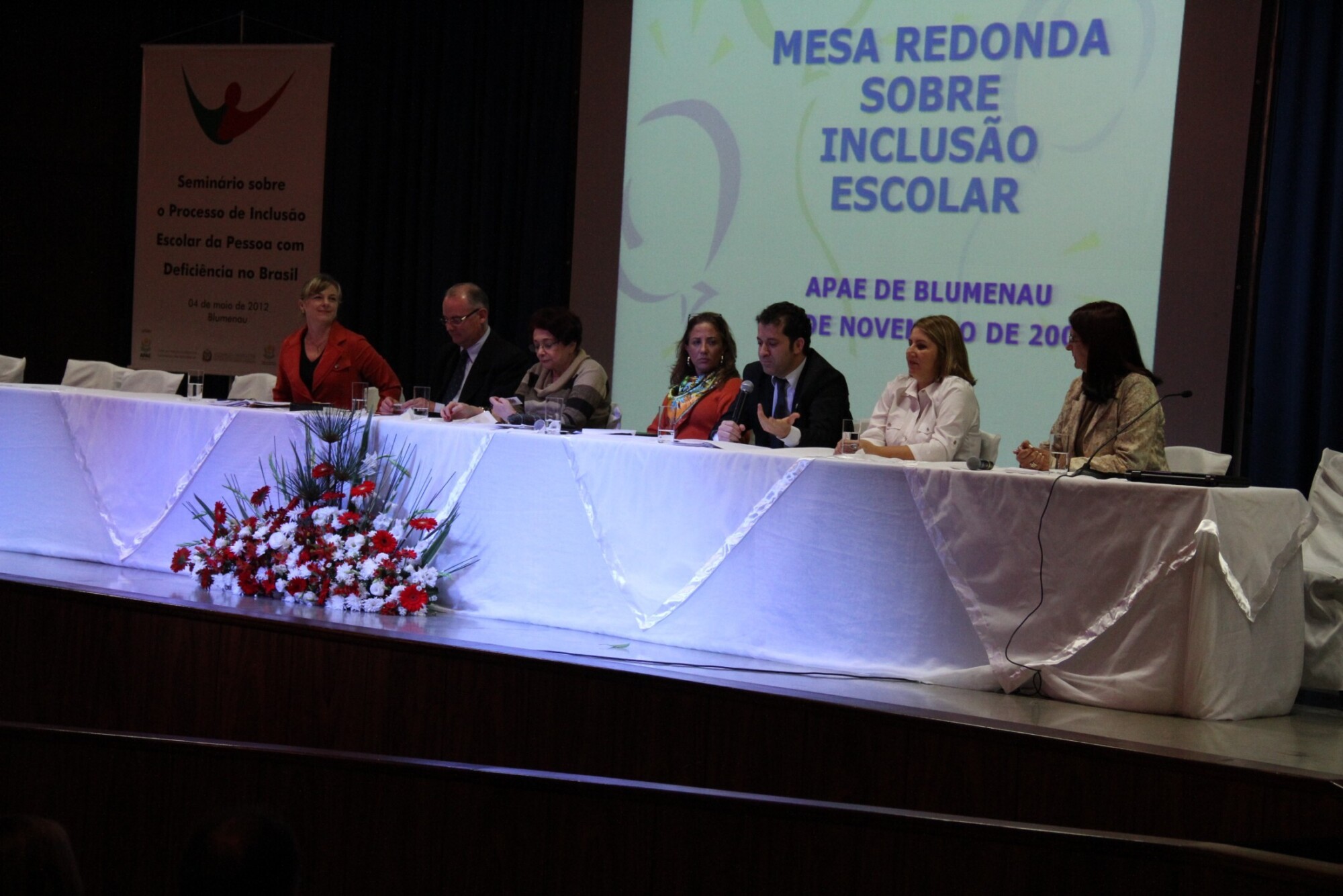 Atendimento educacional especializado é defendido como fundamental no processo de inclusão