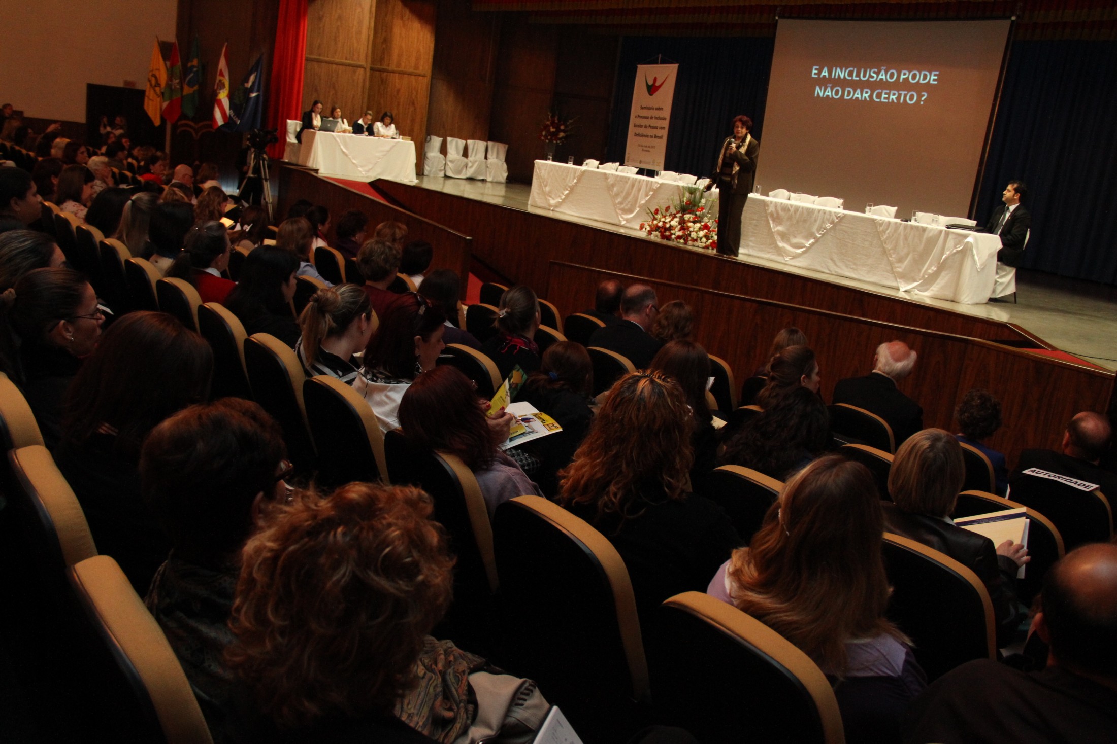 Seminário sobre o processo de inclusão escolar da pessoa com deficiência no Brasil - Blumenau