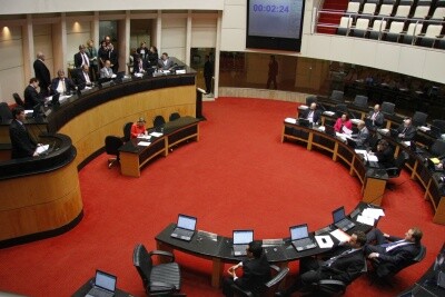 Assembleia aprova contratação de empréstimo do BNDES e define aplicação dos recursos
