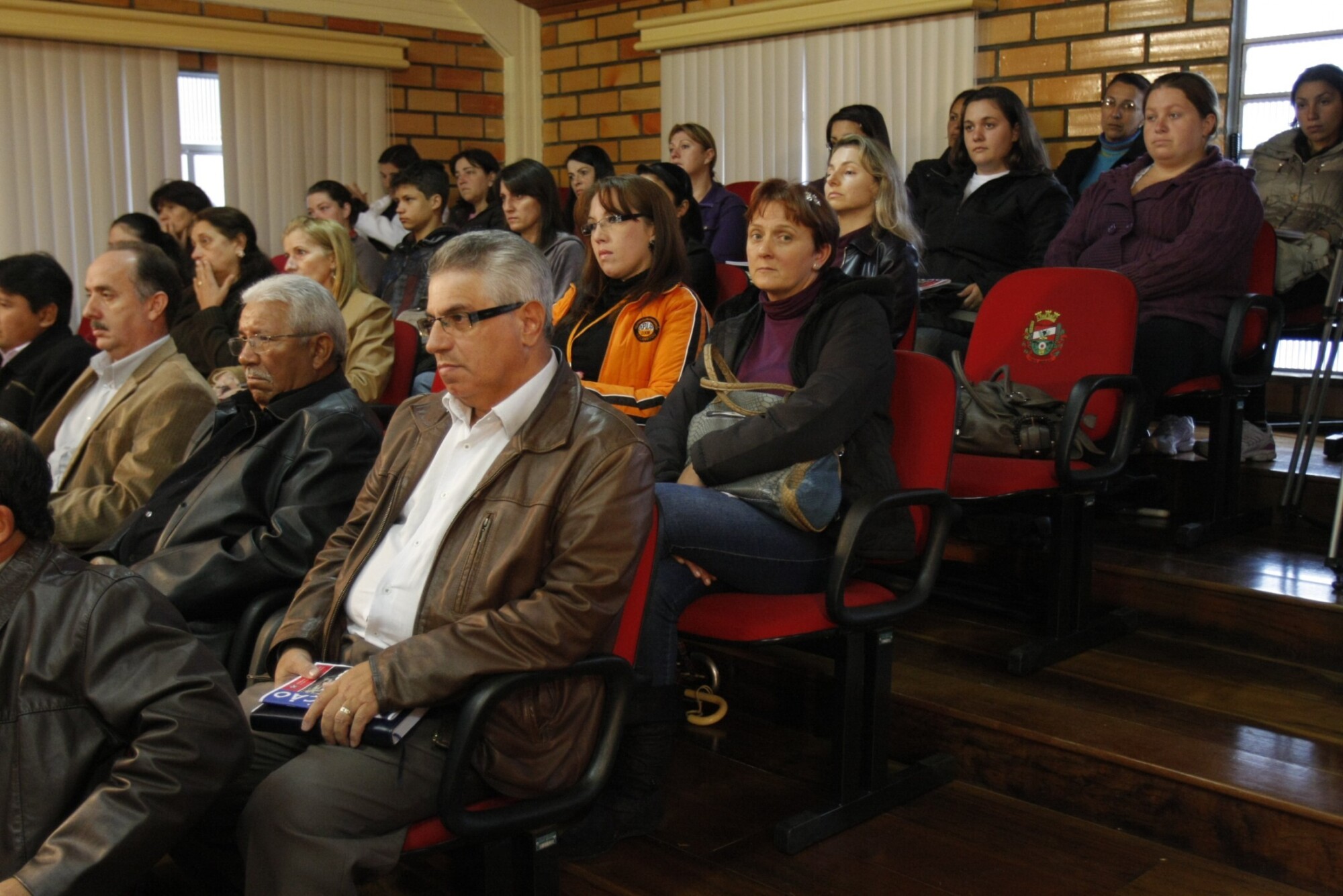 Ponte Serrada reivindica vagas para tratar jovens e adolescentes viciados