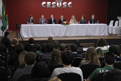 Seminário aborda direitos das pessoas com deficiência