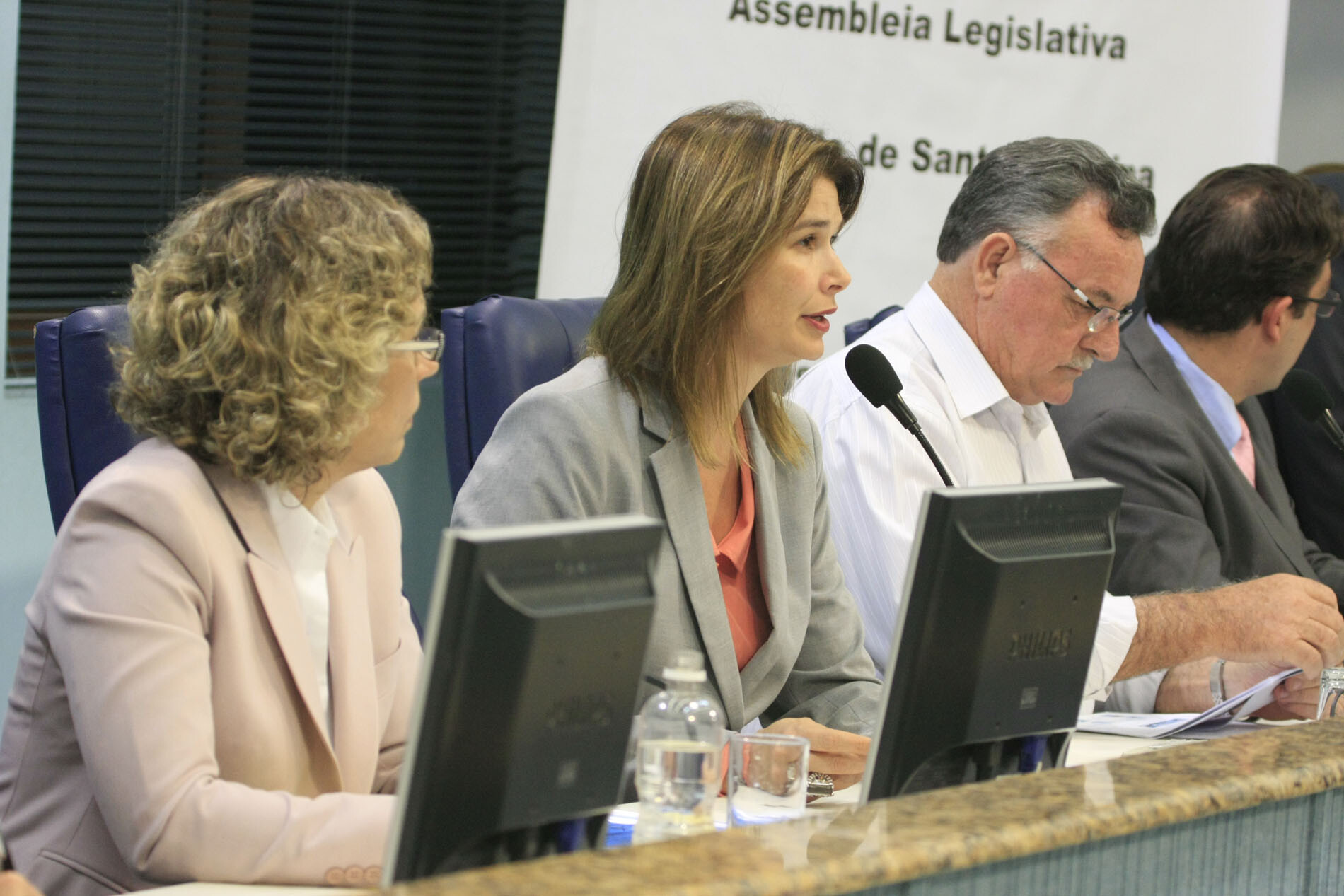 Audiência pública - Qualidade do serviço de telefonia móvel em SC - Blumenau