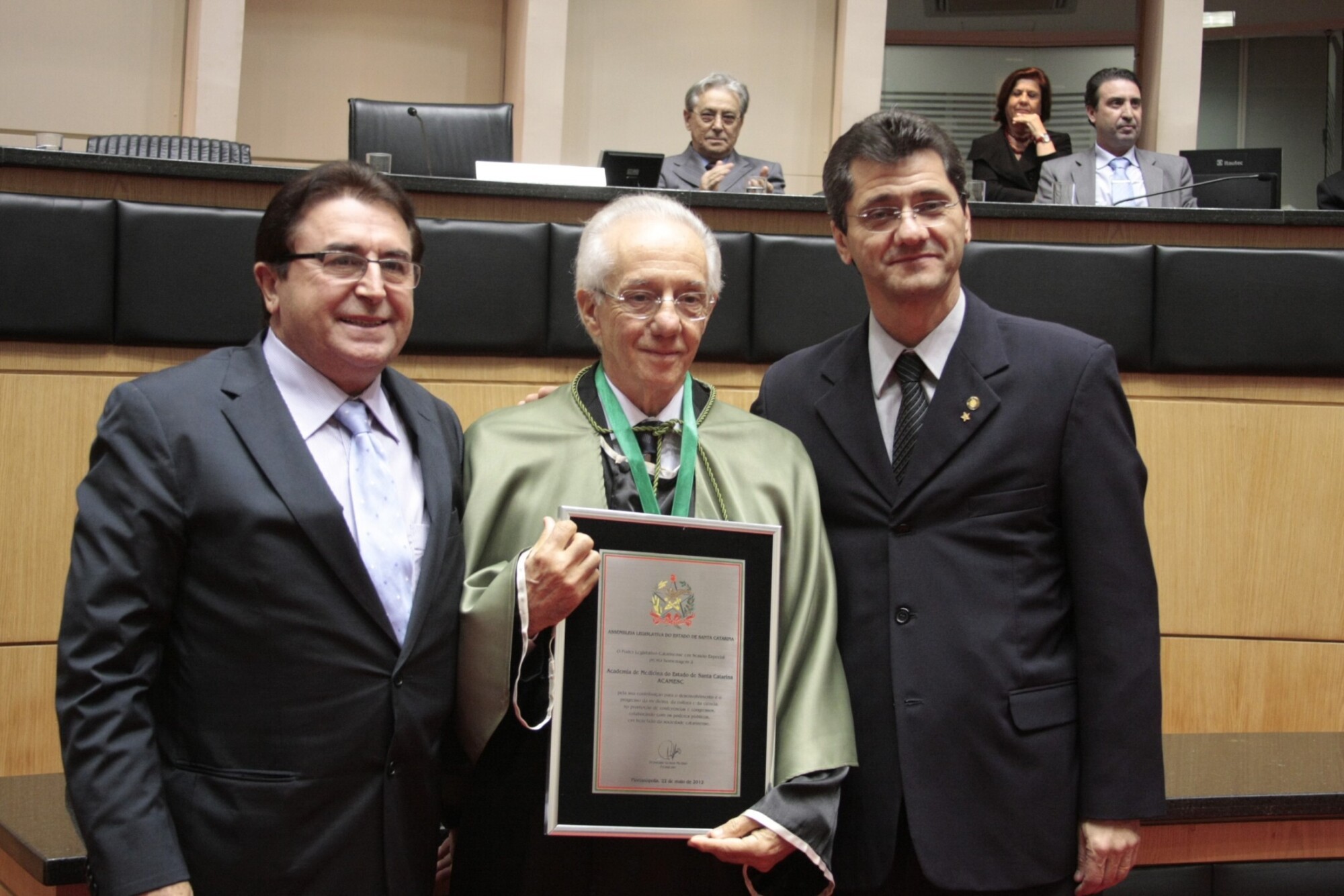 Sessão Especial em homenagem a Academia de Medicina do Estado de Santa Catarina
