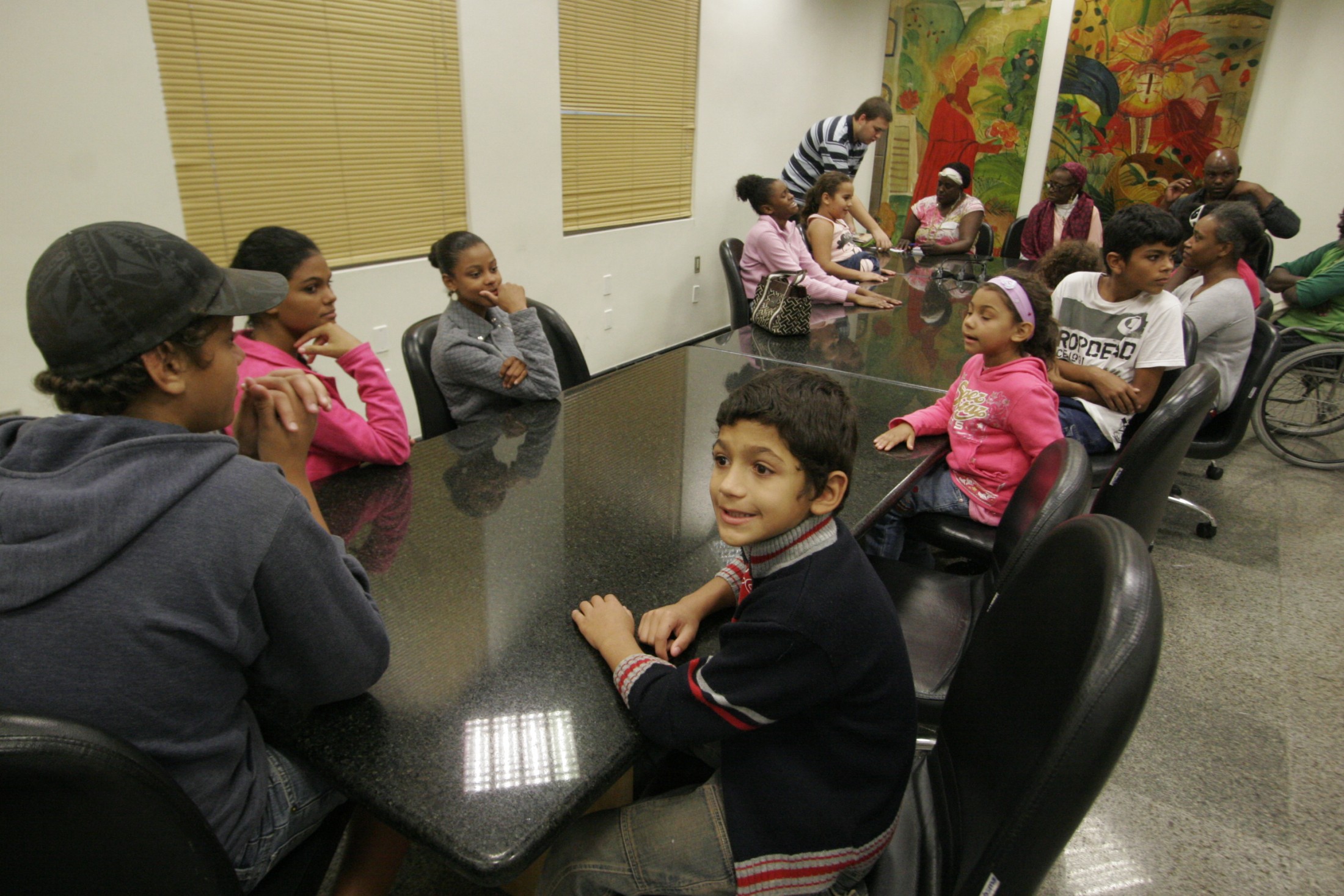 Alesc recebe visita dos Quilombolas